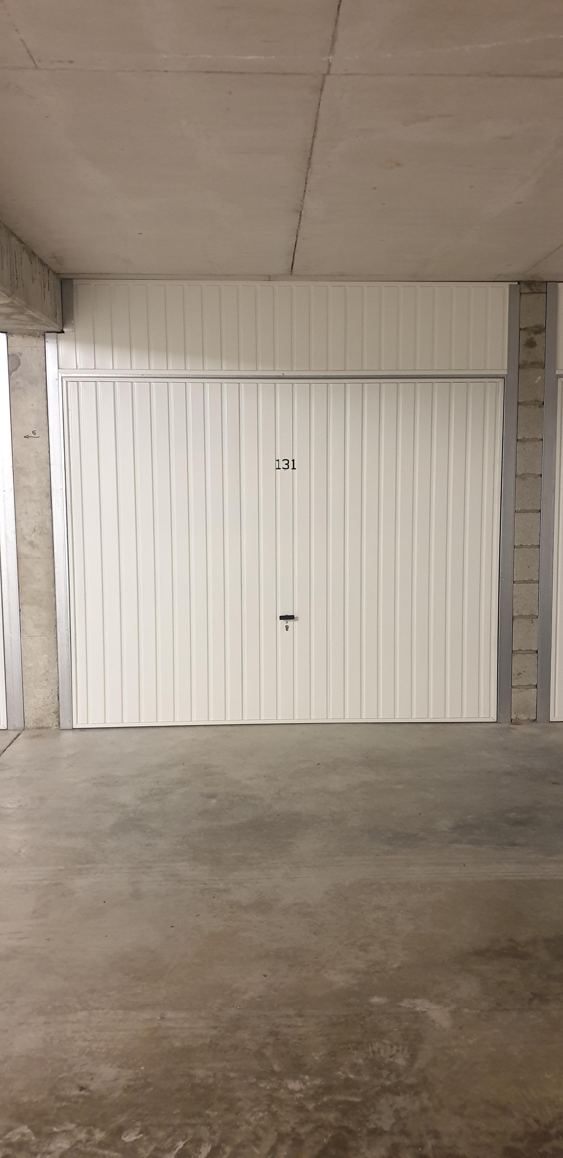 Garage sécurisé en location proche Reims