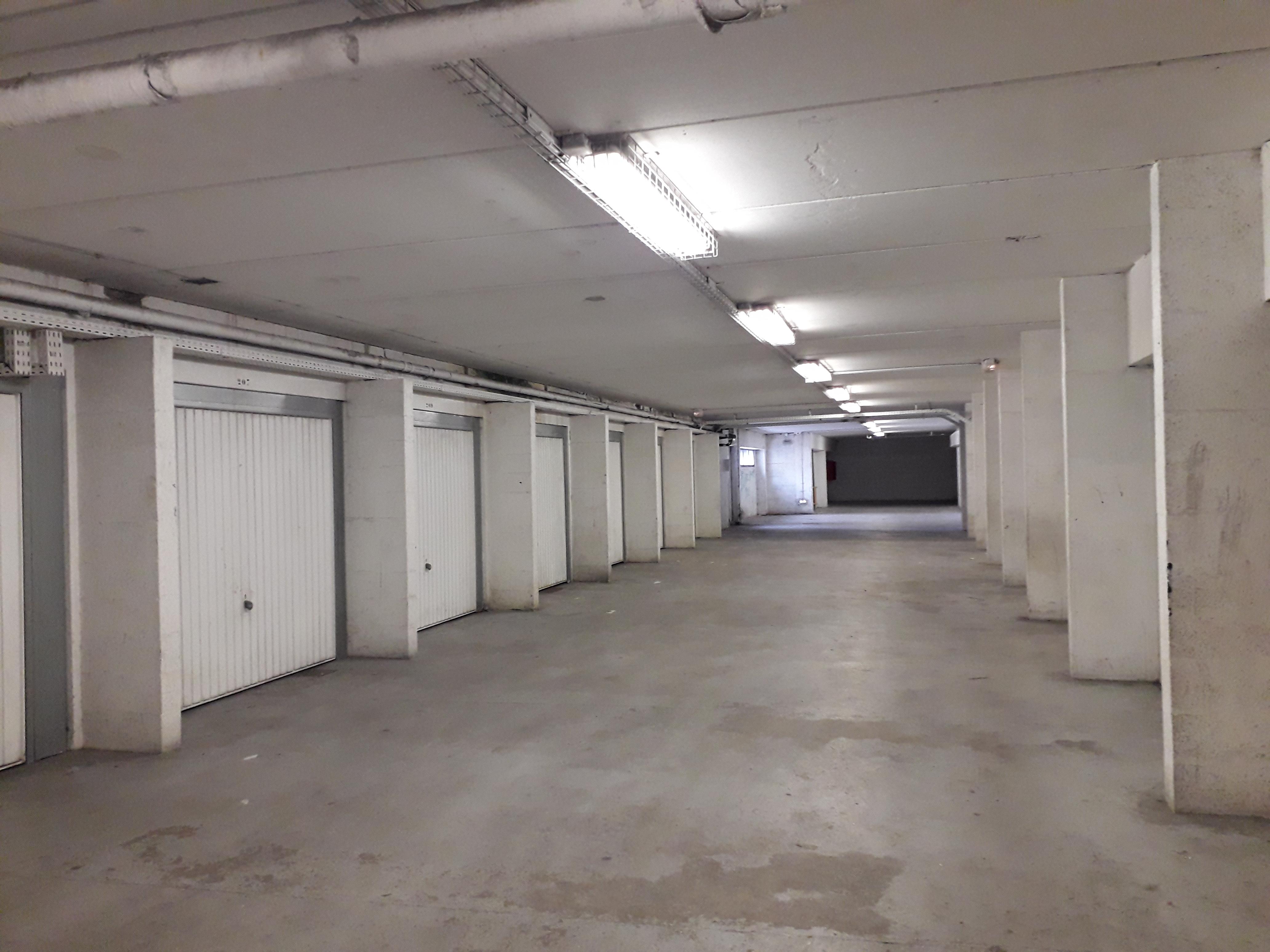 Garage sécurisé de 11m² à Val de Reuil