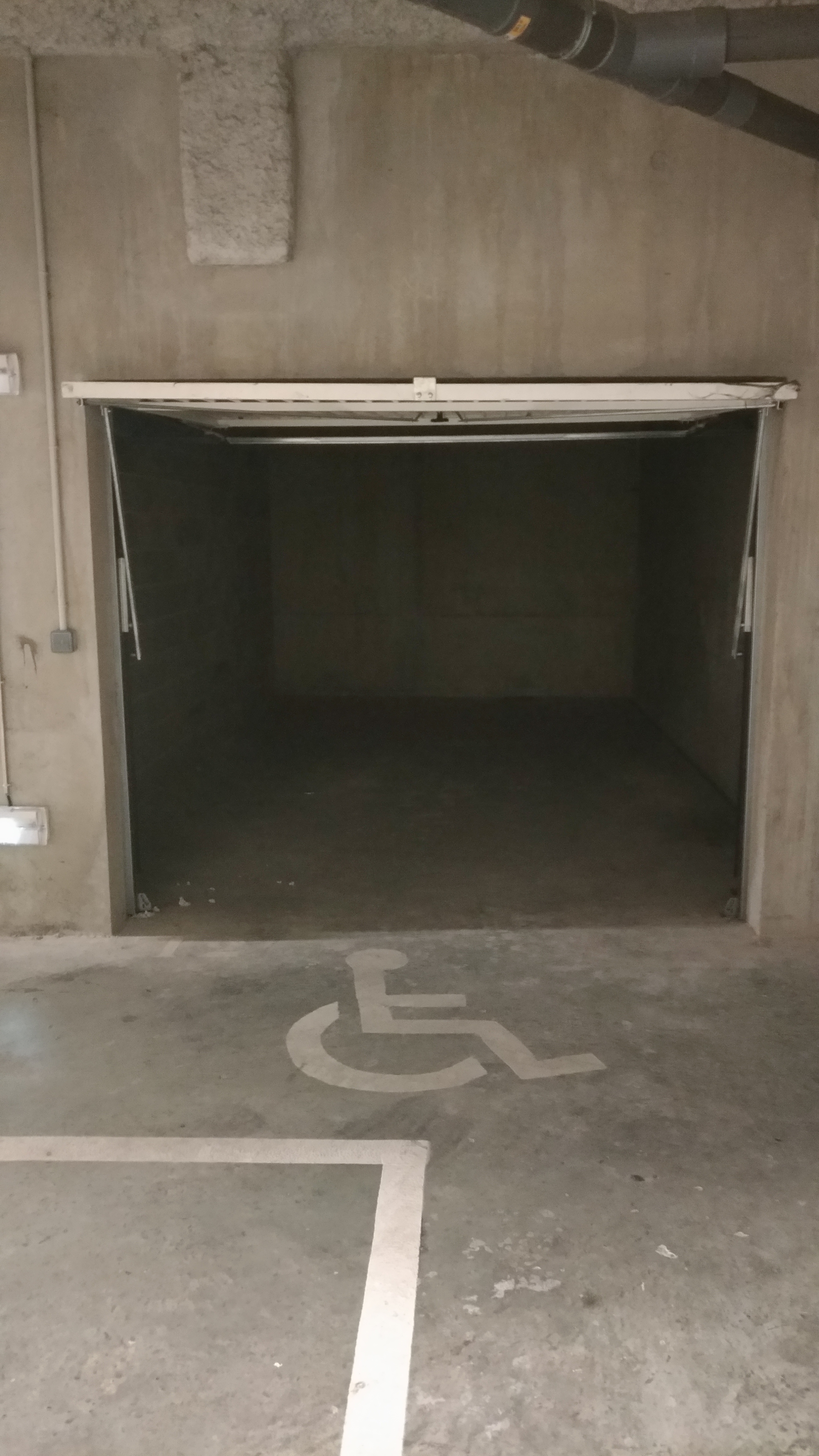 Garage sécurisé