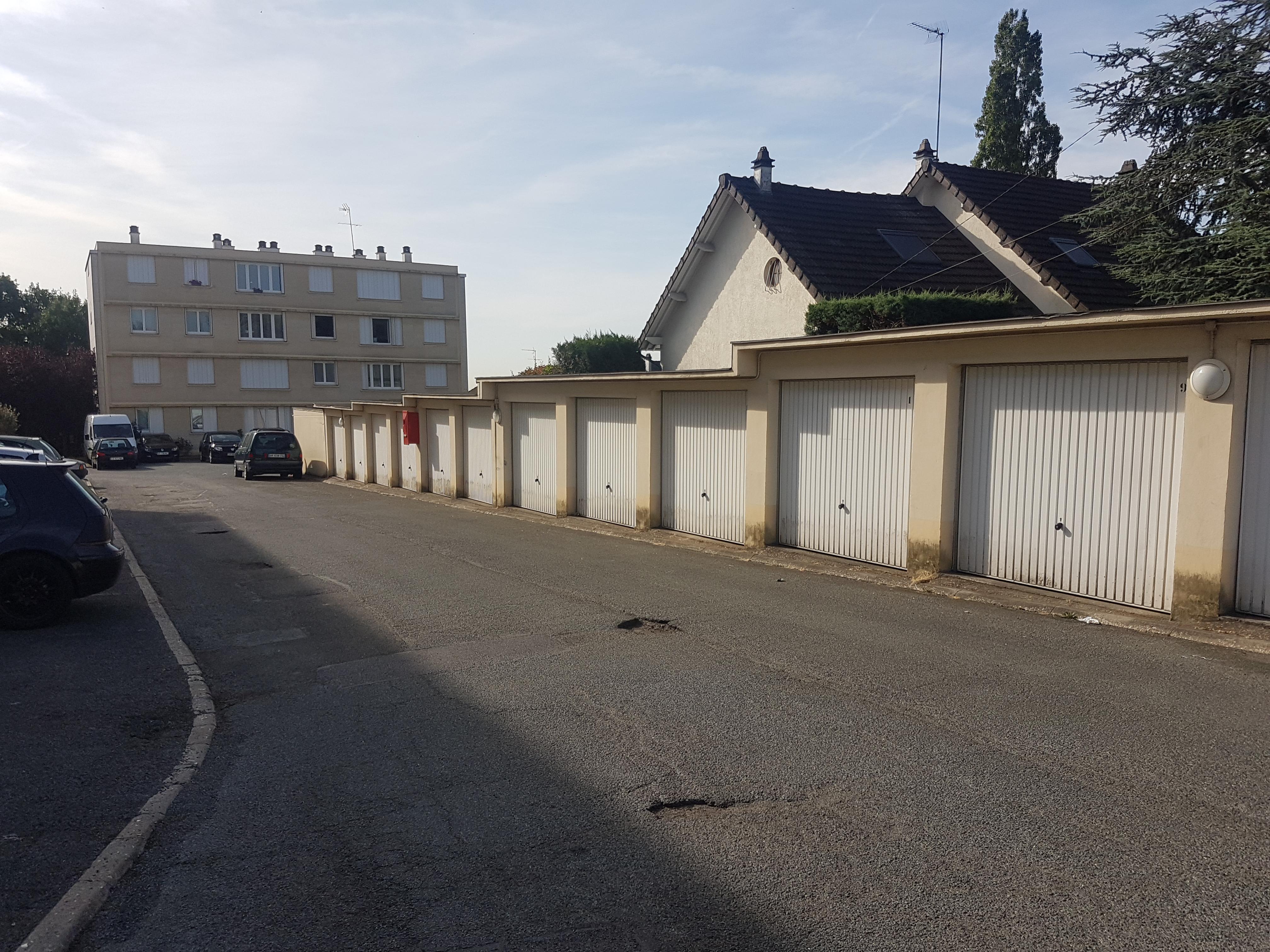 Stockage RDC proche gare Palaiseau