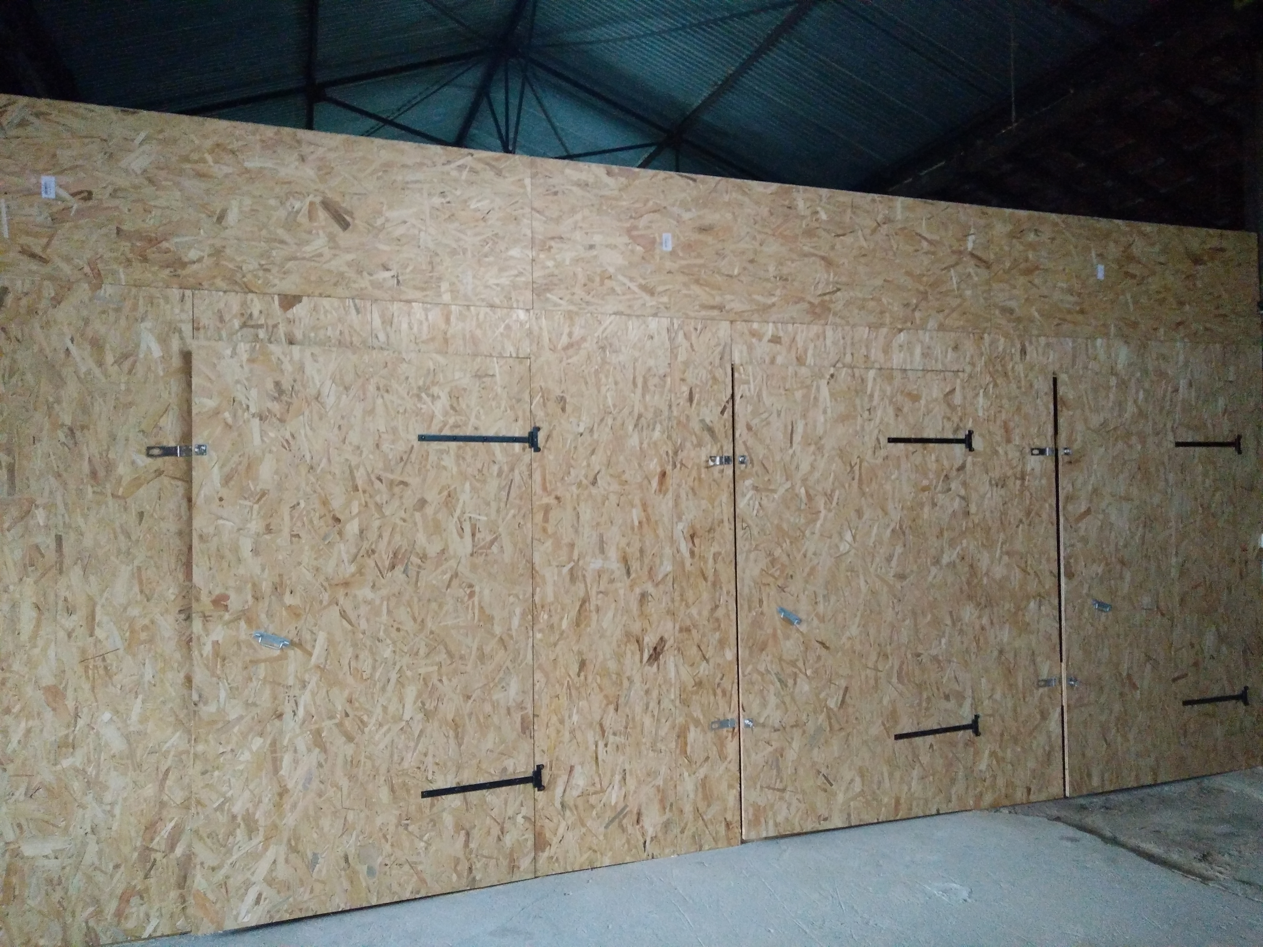 Espace de stockage dans box pour garde-meuble