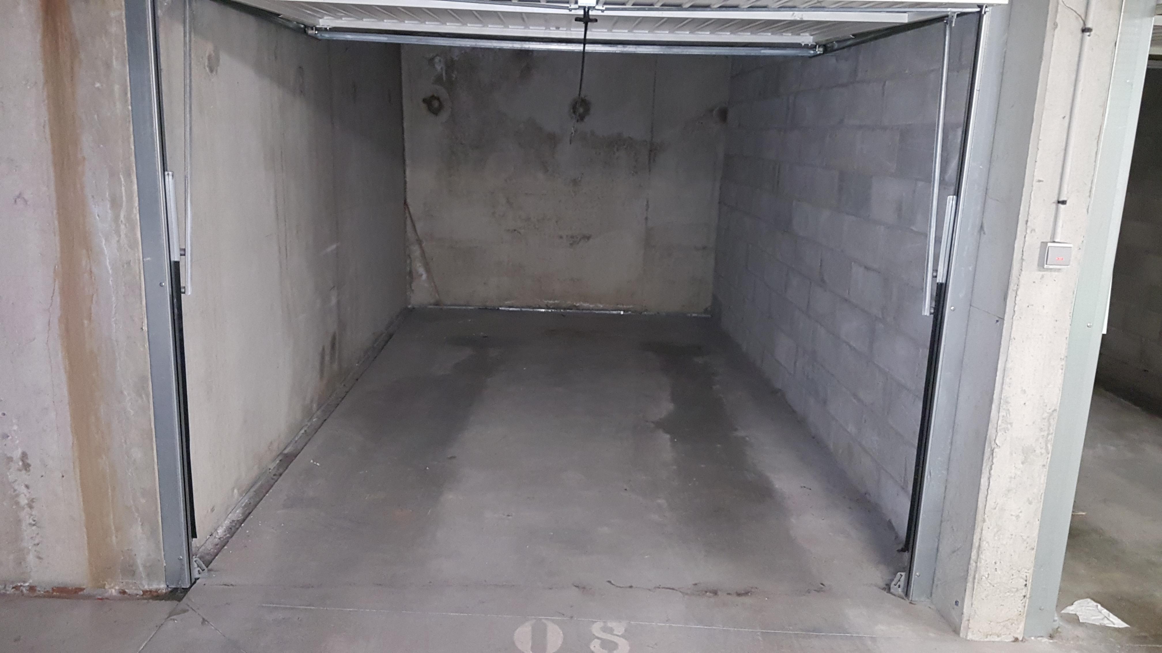 Box / Garage fermé et sécurisé