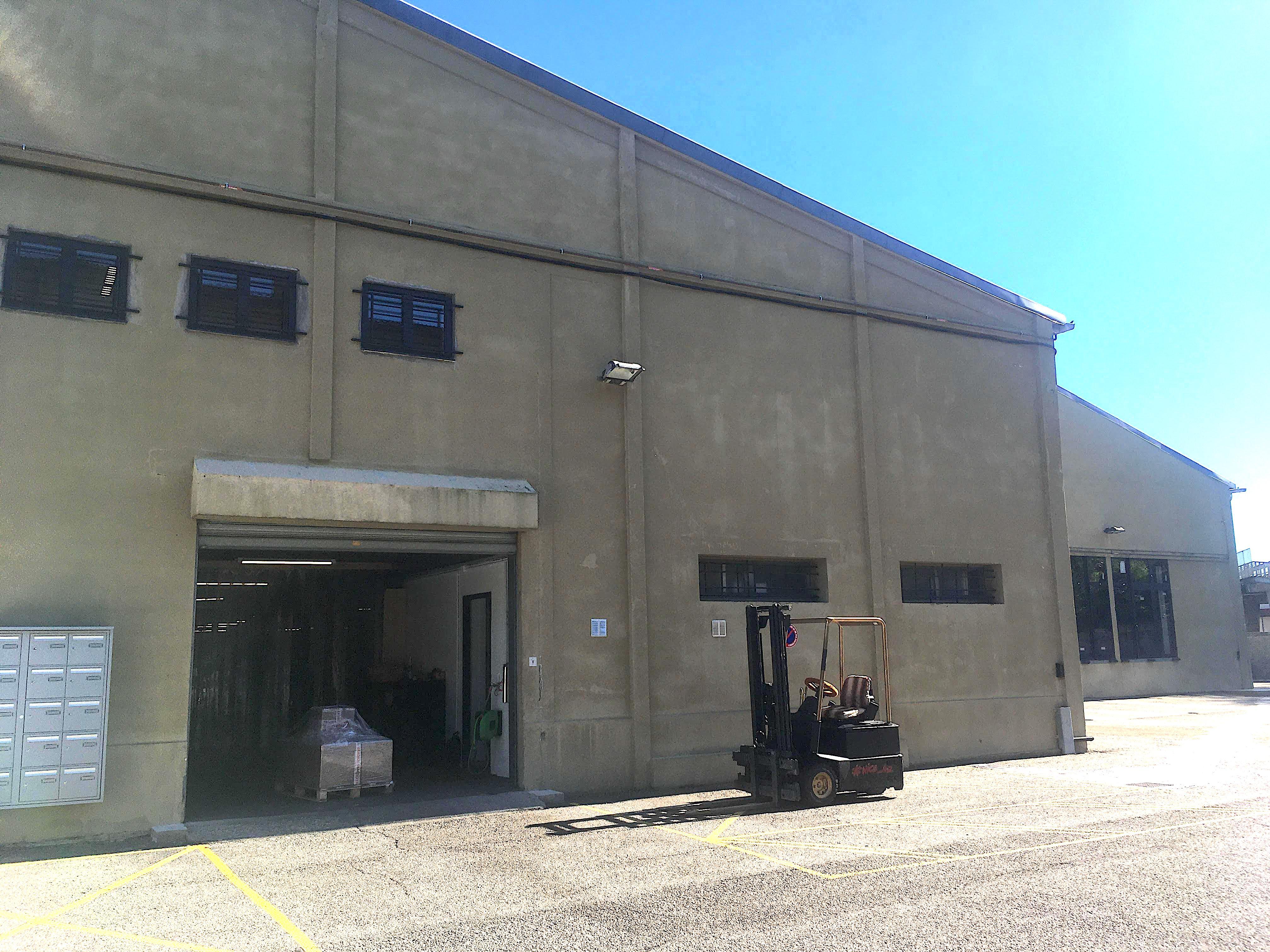 Entrepôt logistique propose surface de stockage