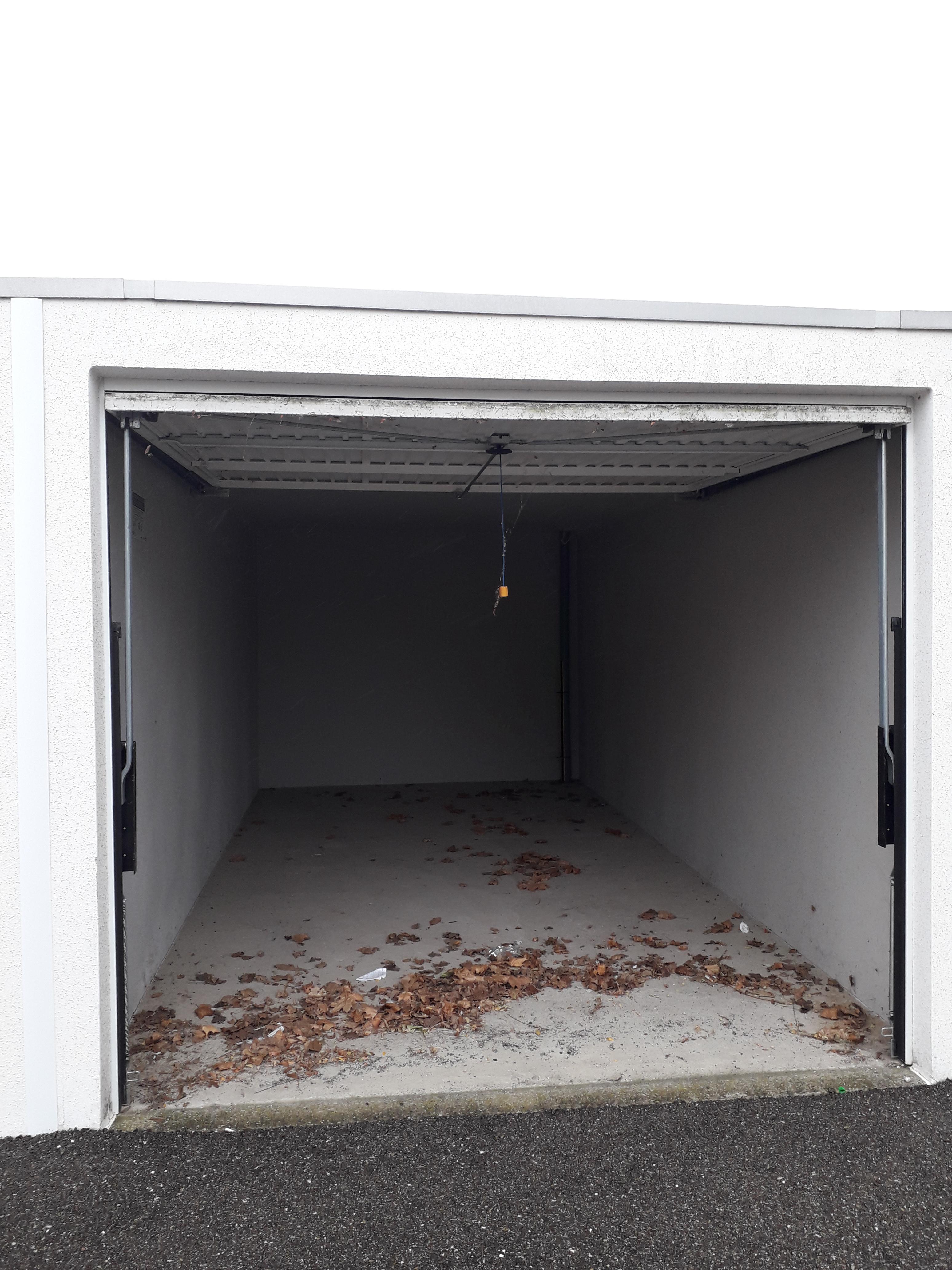 Location d'un Box / Espace de stockage sur