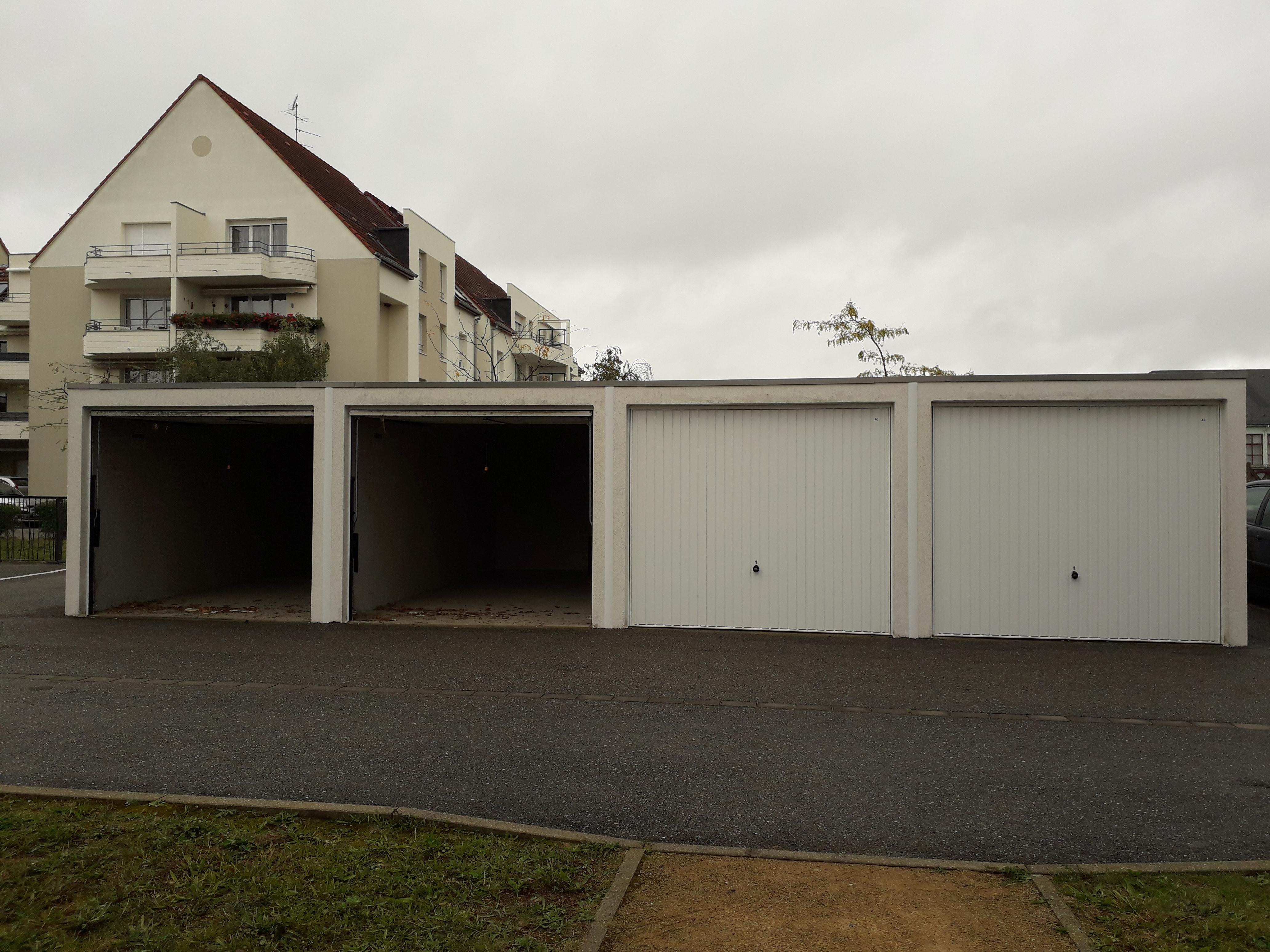 Location d'un Box / Espace de stockage sur