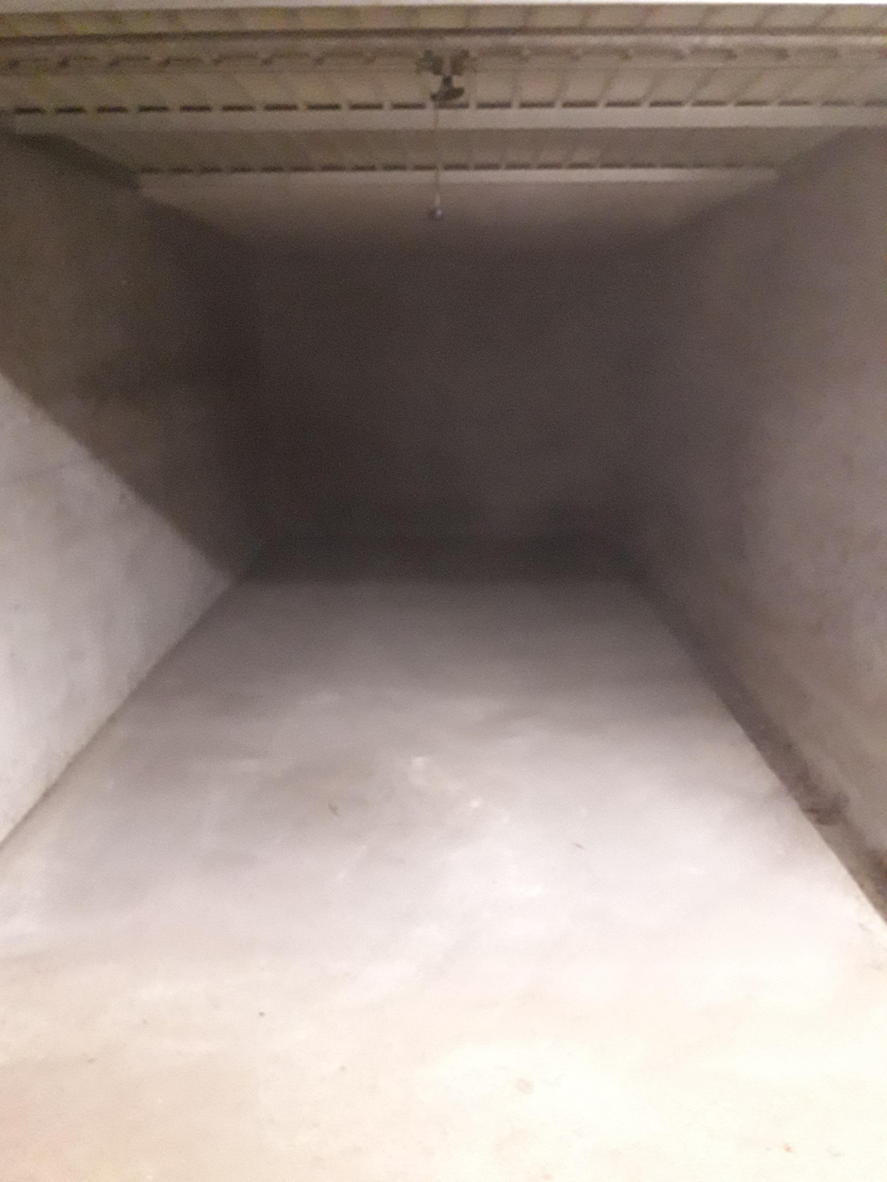 Garage en sous-sol fermé / St Genis Laval