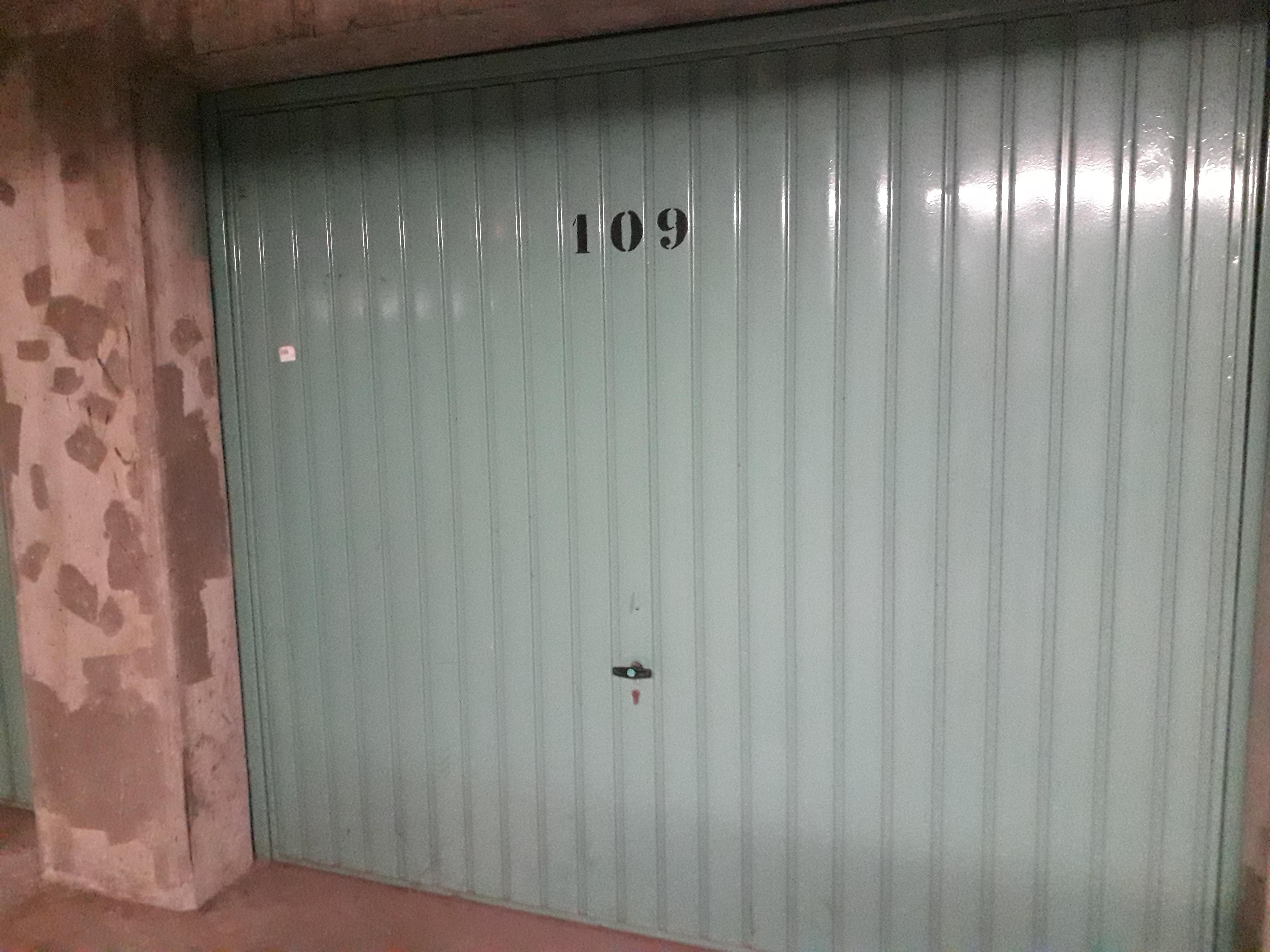 Garage de plain-pied sur Les Andelys - Garage