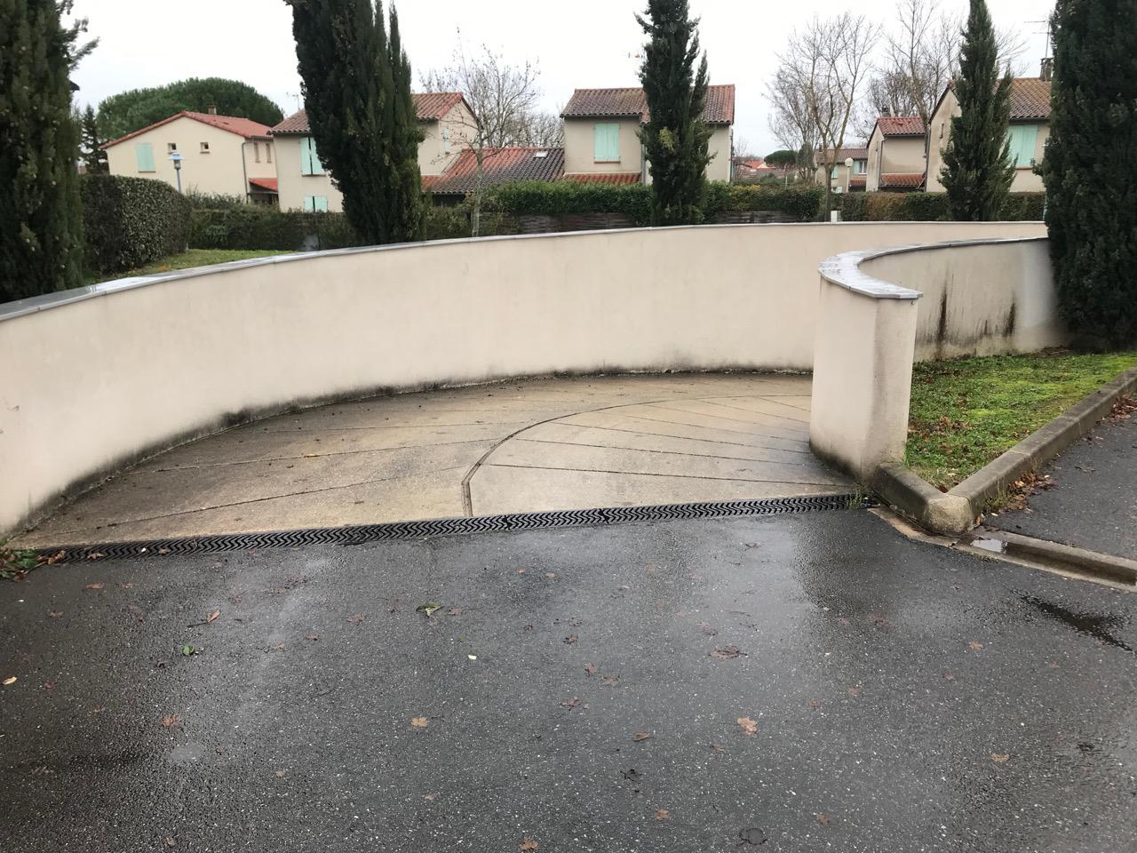 Garage en sous-sol sécurisé