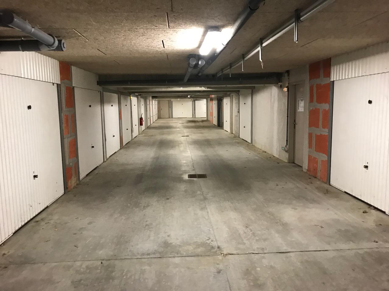 Garage proche Toulouse / Parking Castanet-Tolosan