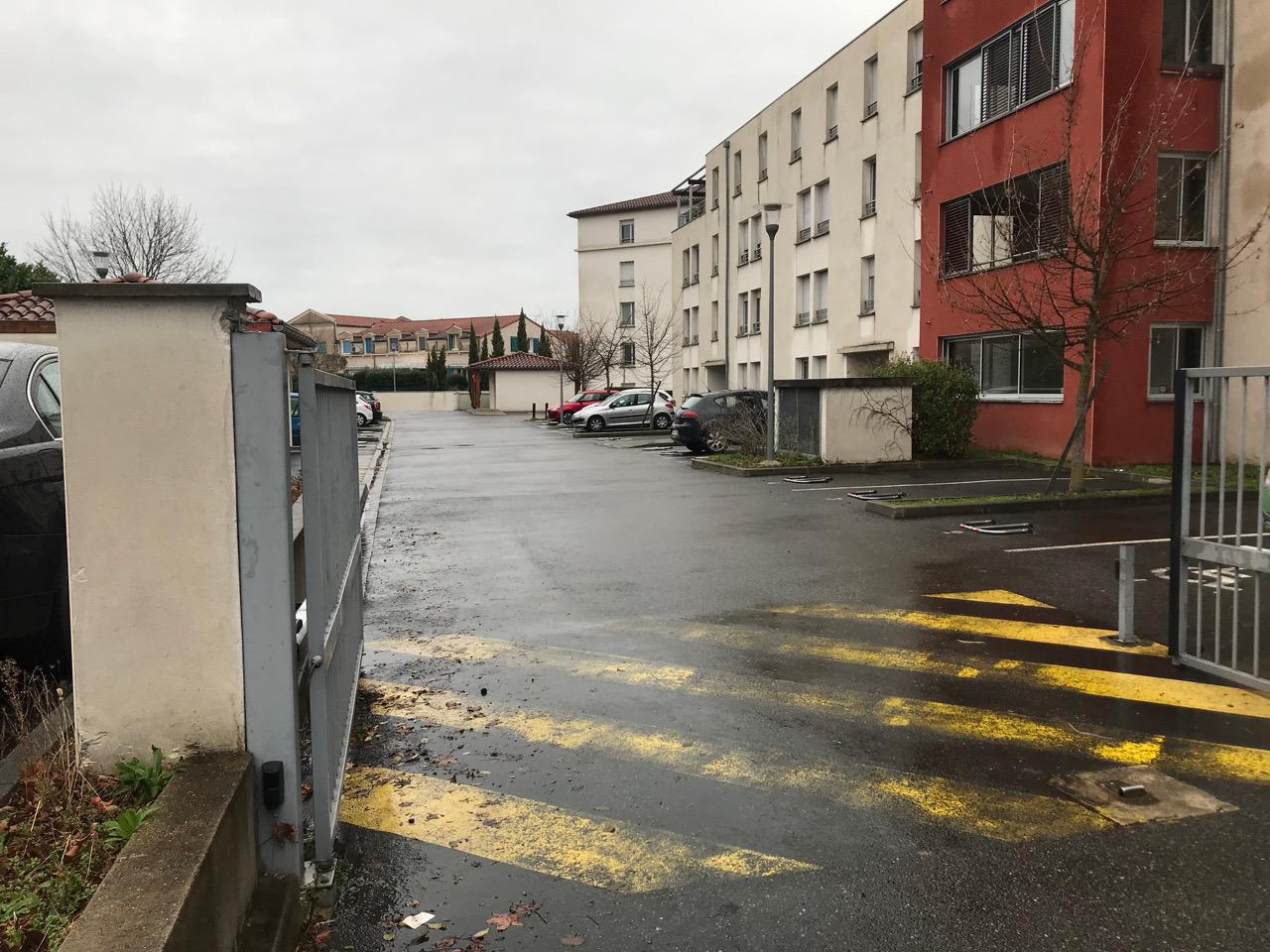 Garage proche Toulouse / Parking Castanet-Tolosan