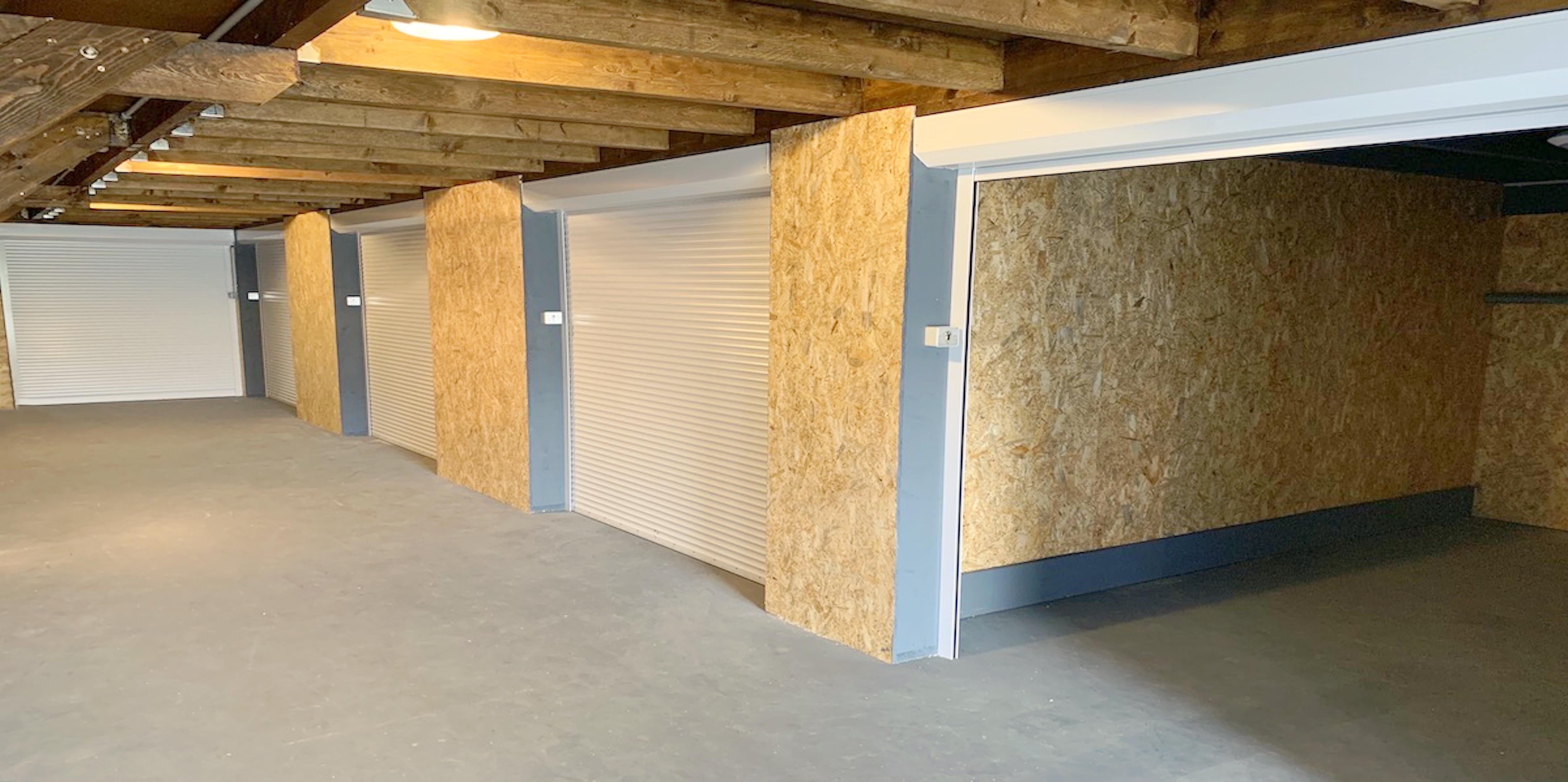 Boxes de Stockage - Garde-Meubles - Conteneurs -
