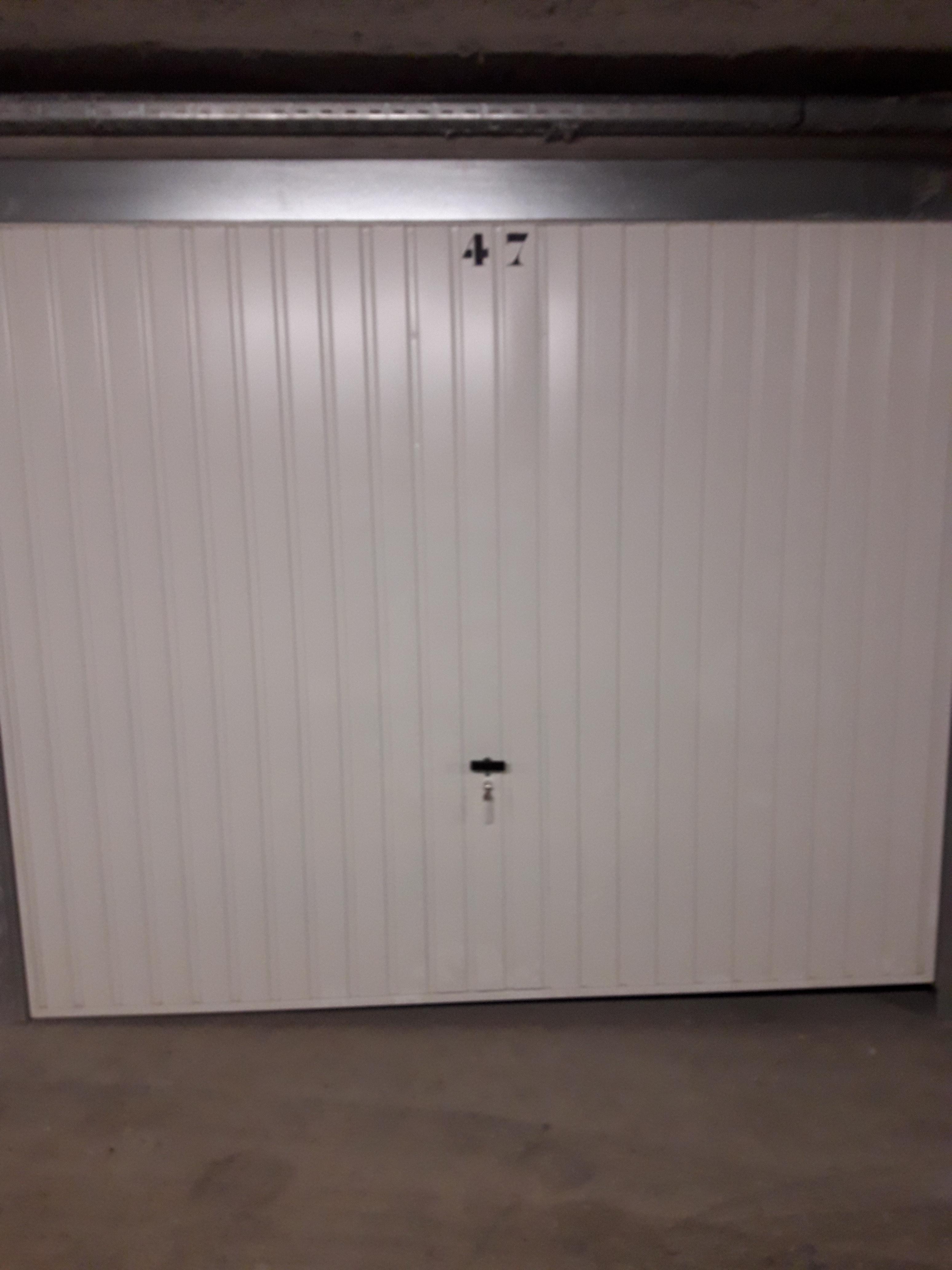 Double garage / Lyon 3 / Proche de
