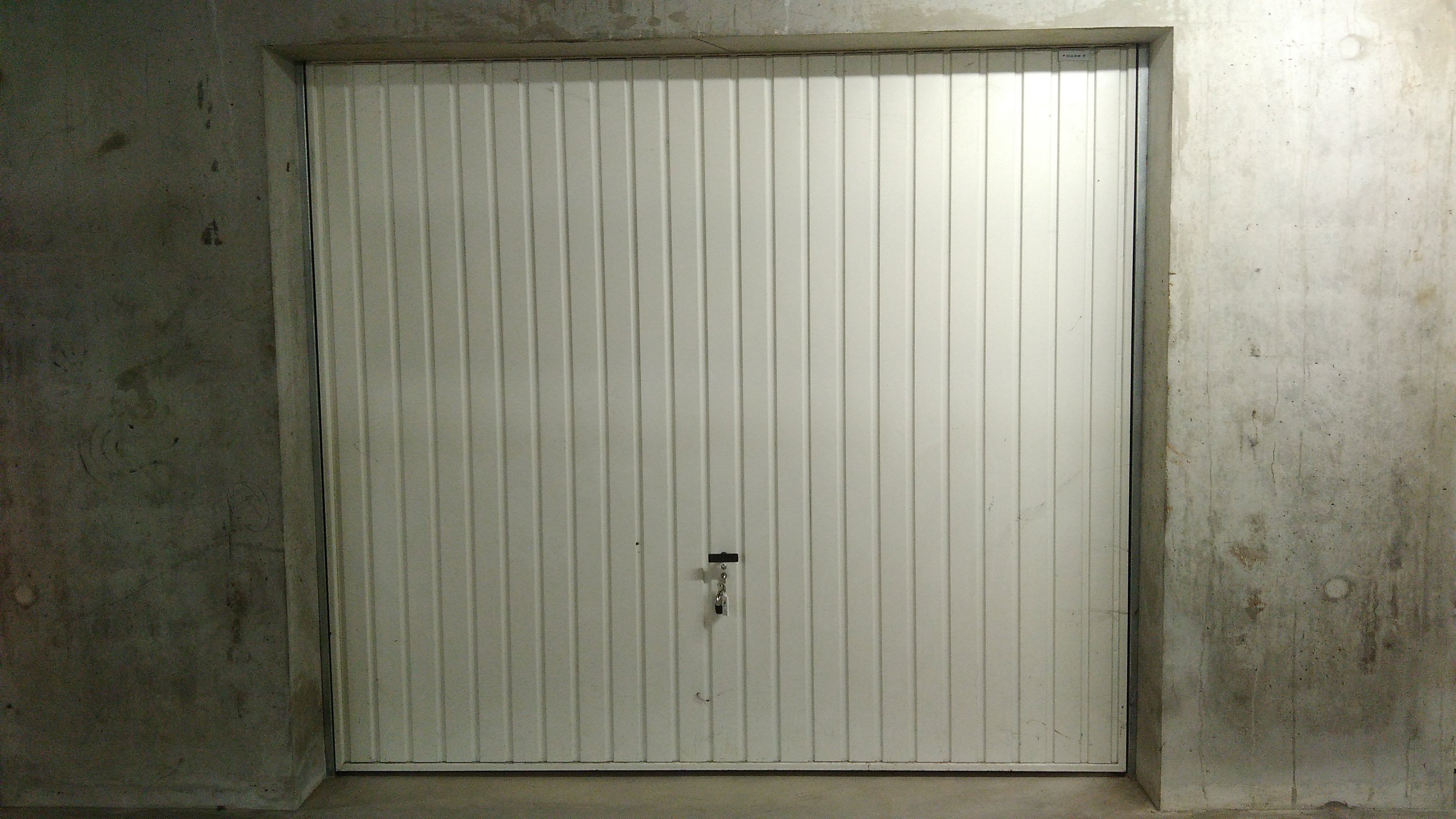 Garage privé / Proche du Lidl de Bourg