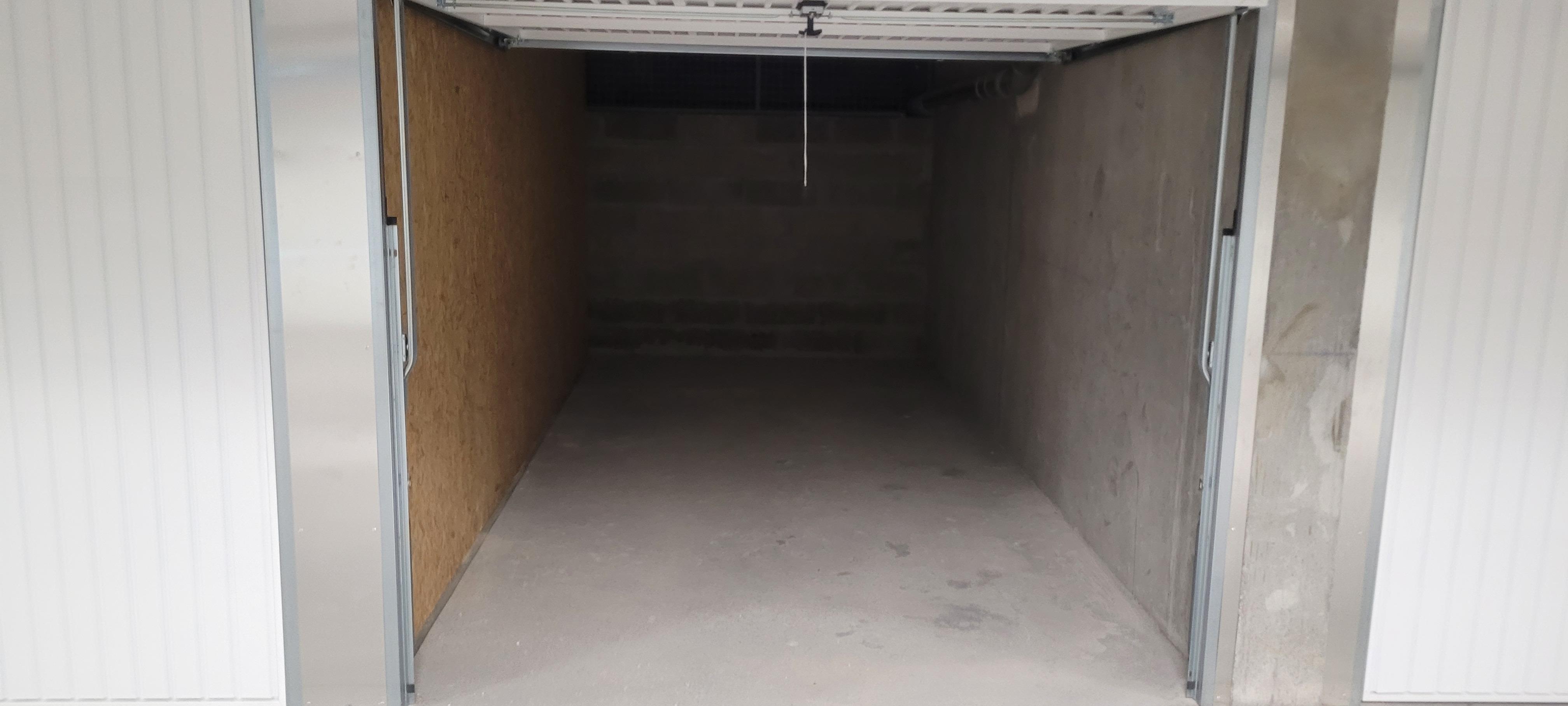 15m² à louer en sous-sol : parking