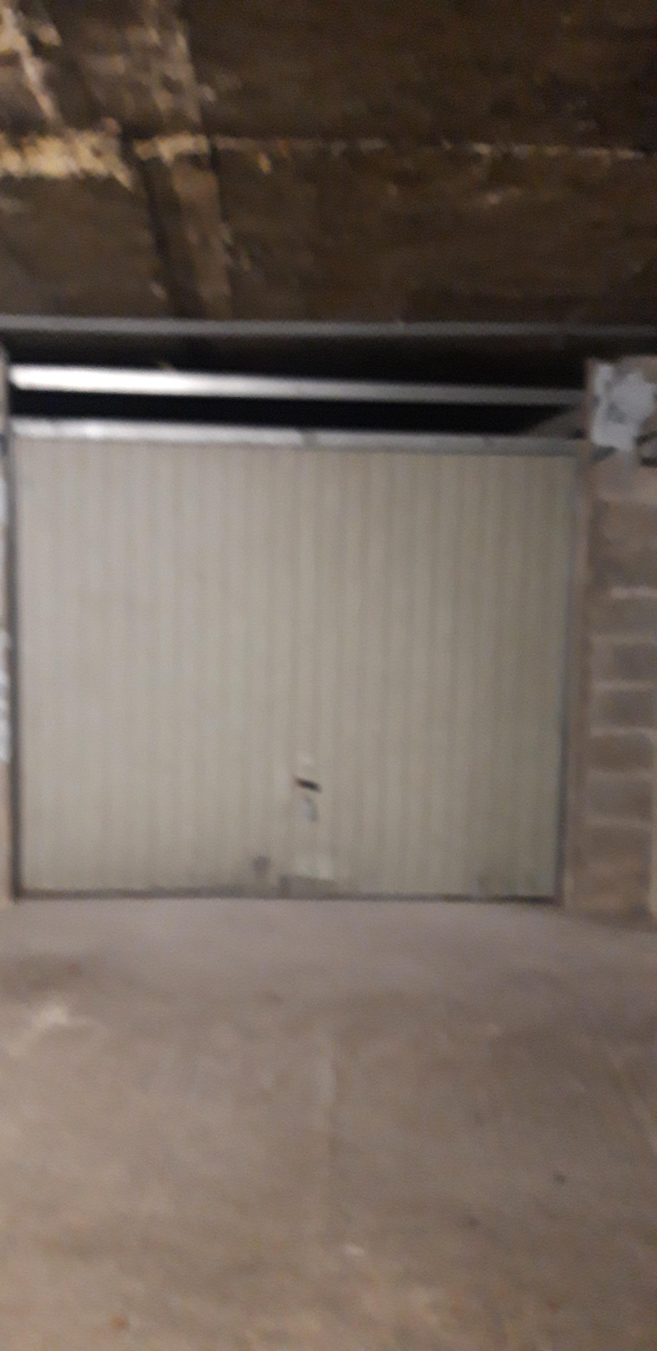Garage en sous-sol à louer Chateaubourg