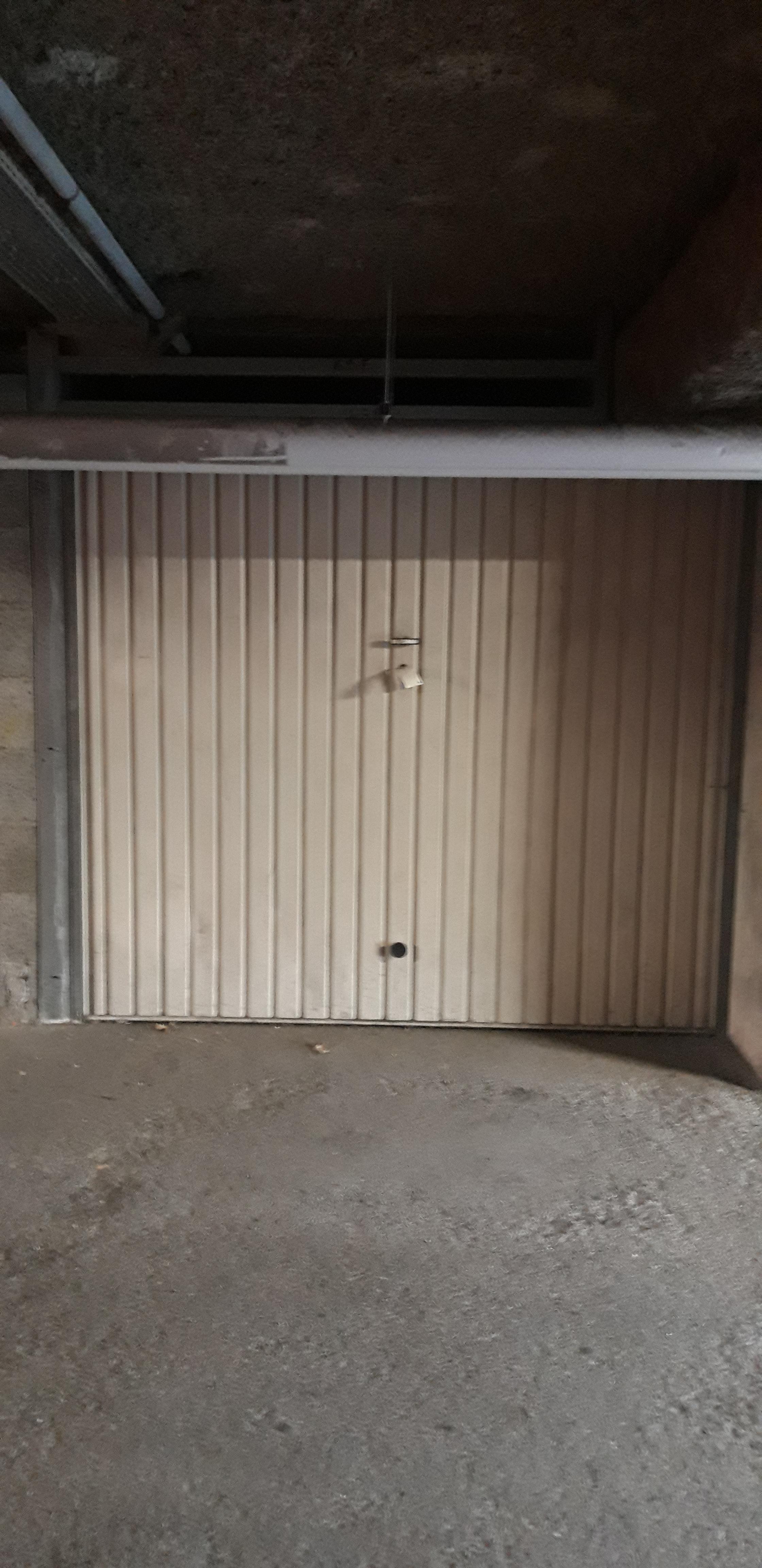 Box en sous-sol pour parking