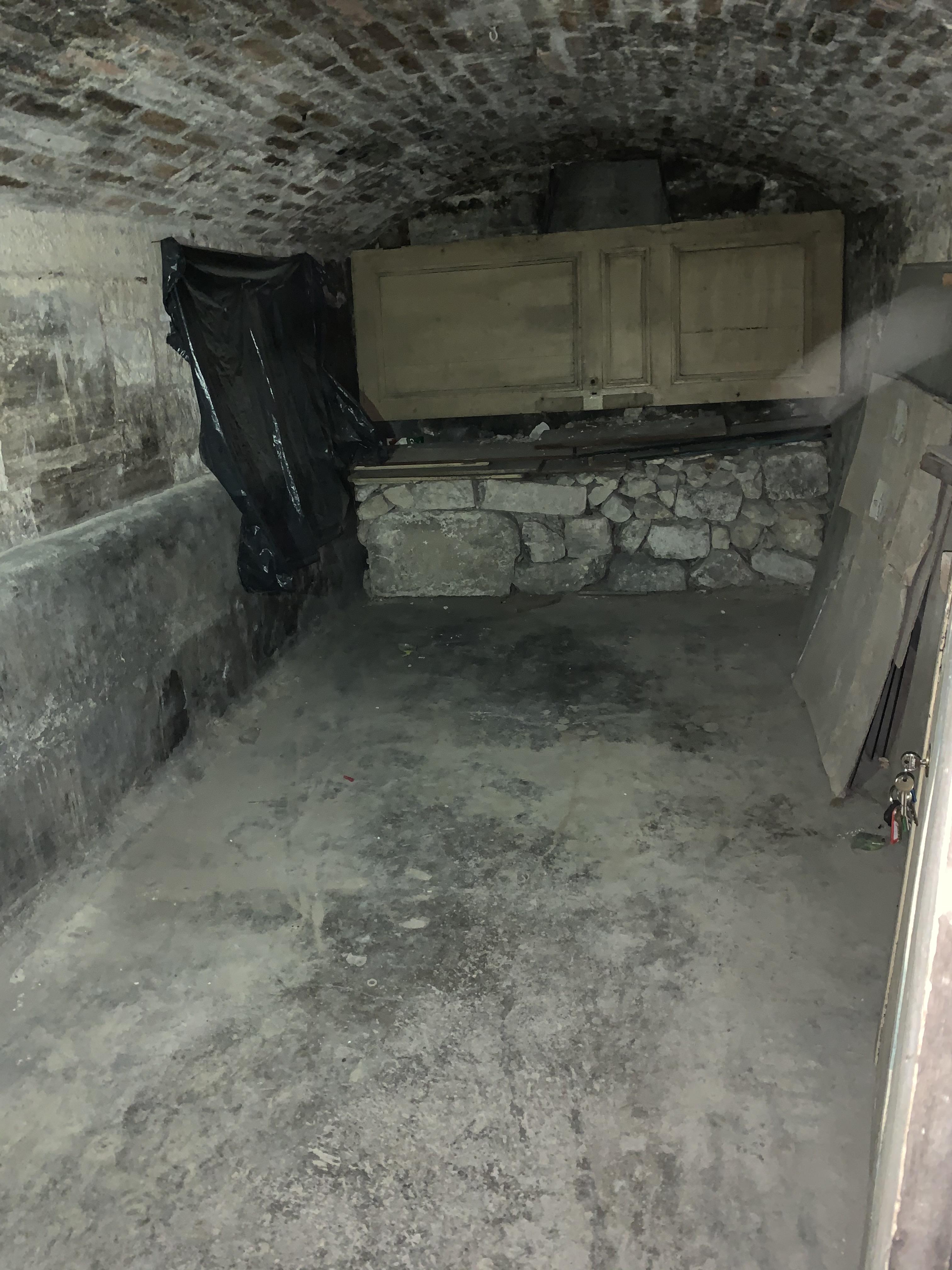 Cave voutée saine Arts et Métiers