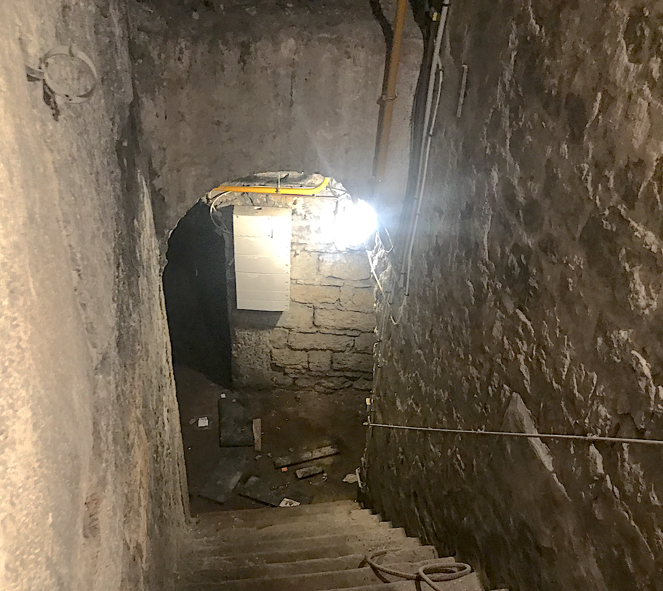 Espace stockage Cave Métro Croix Paquet
