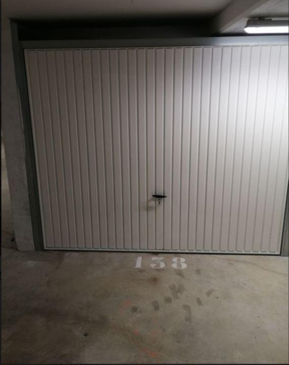Box n°138 double neuf 26m² Mairie de Plaisir