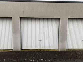 Garage / Parking / Box