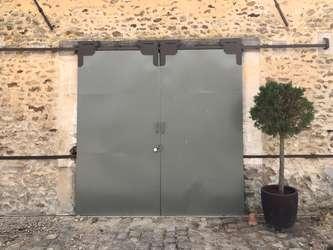 STOCKAGE 20m² - Particuliers et professionnels - Proche