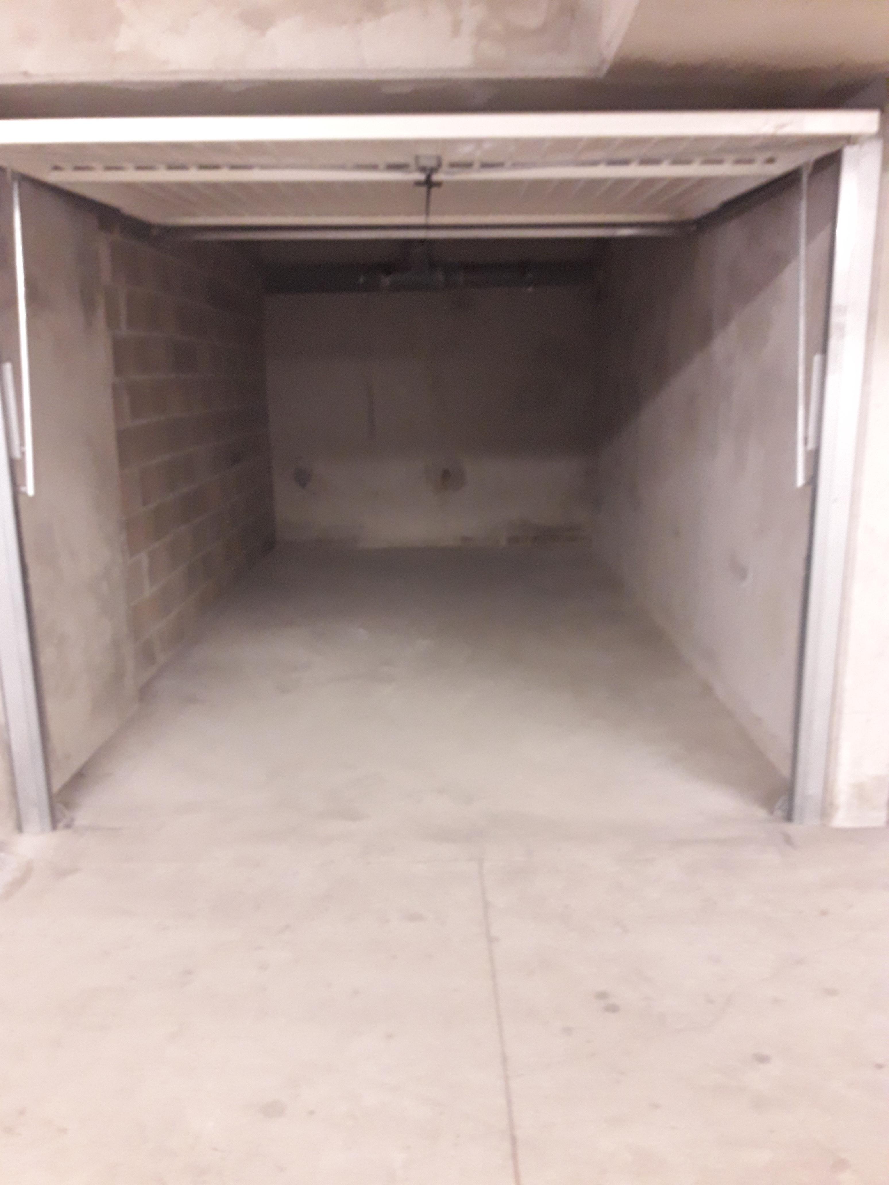 Garage 13m2 sous-sol sécurisé