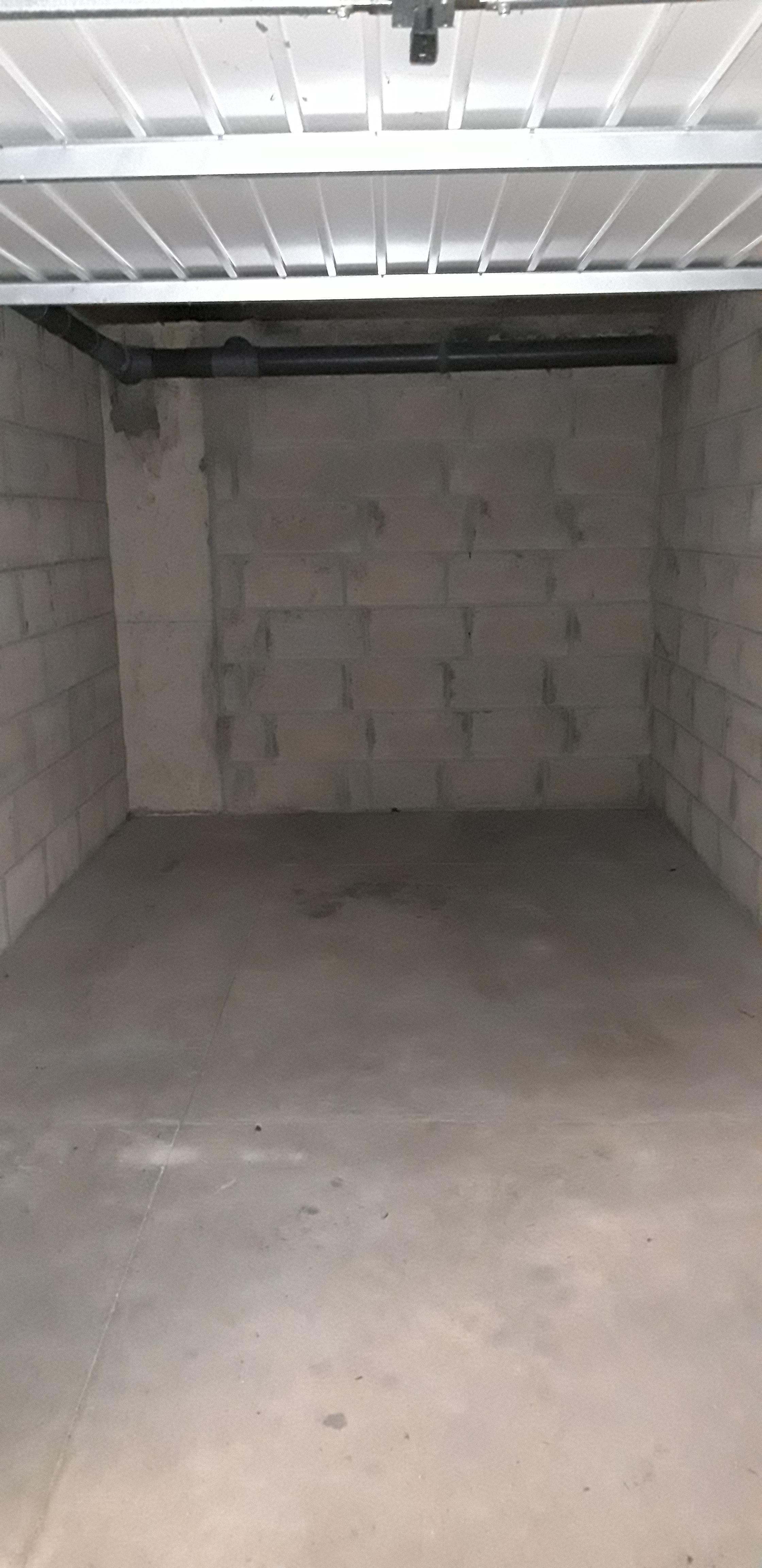 Garage sécurisé à la location