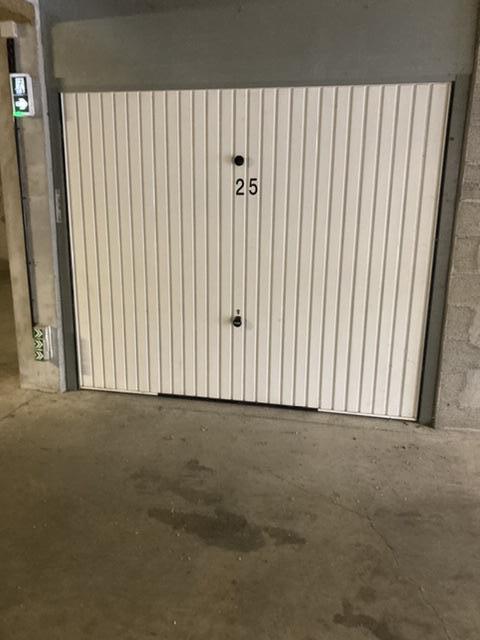 Garage à louer proche Toulouse sur Pouvourville
