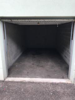 Garage en rez-de-chaussée