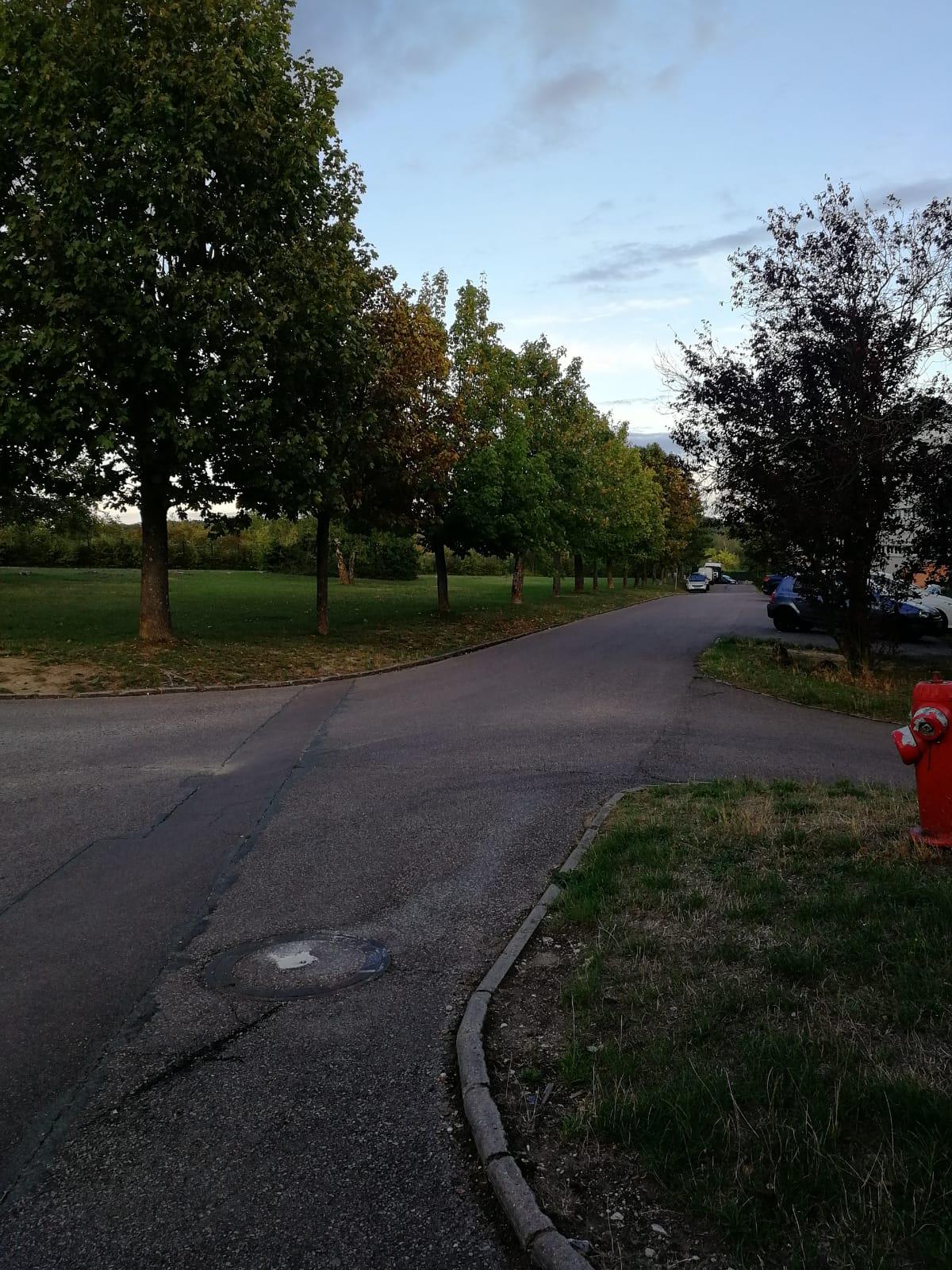 Garage sec - dans endroit calme