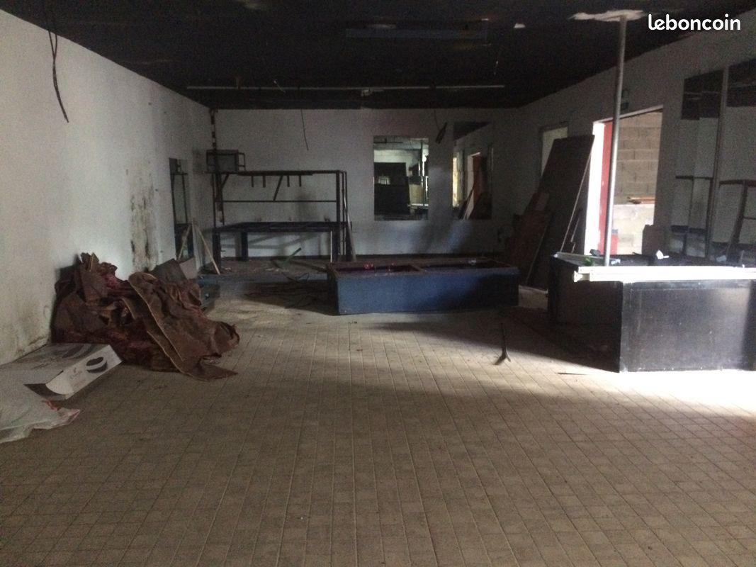 Box garage garde meubles stockage ou atelier