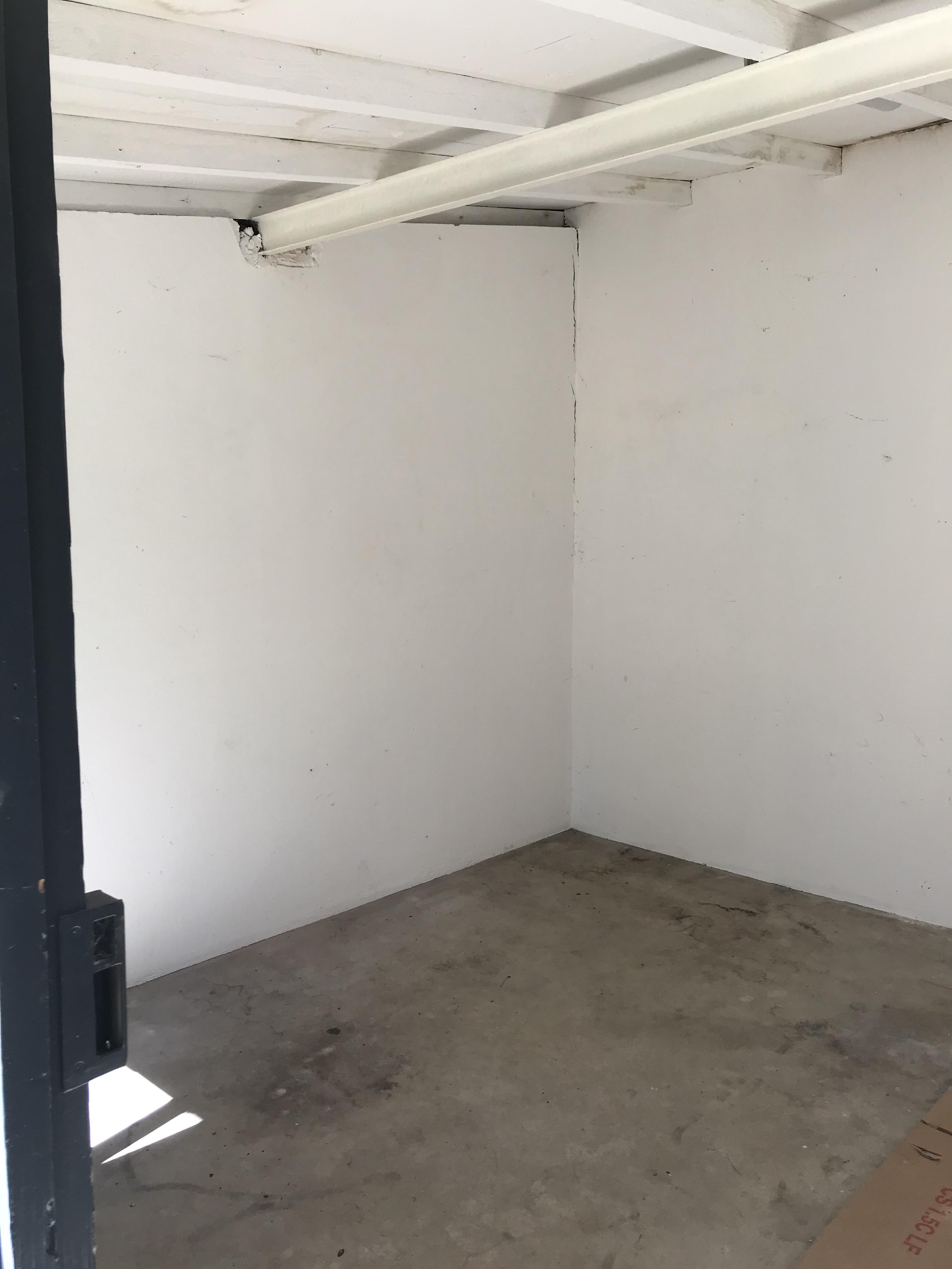 Espace privé situé dans une dépendance
