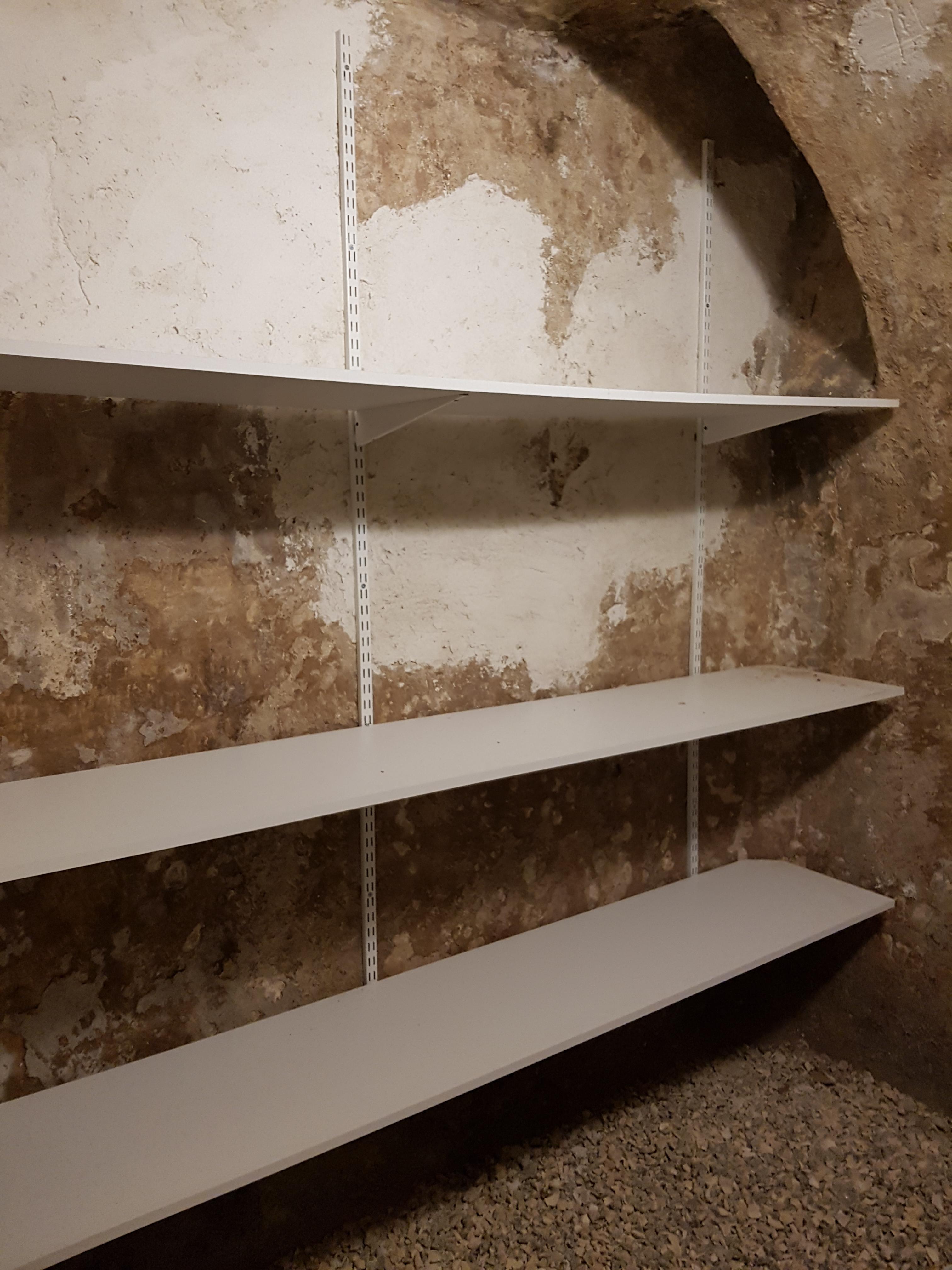Cave 5 m2 à Montmartre
