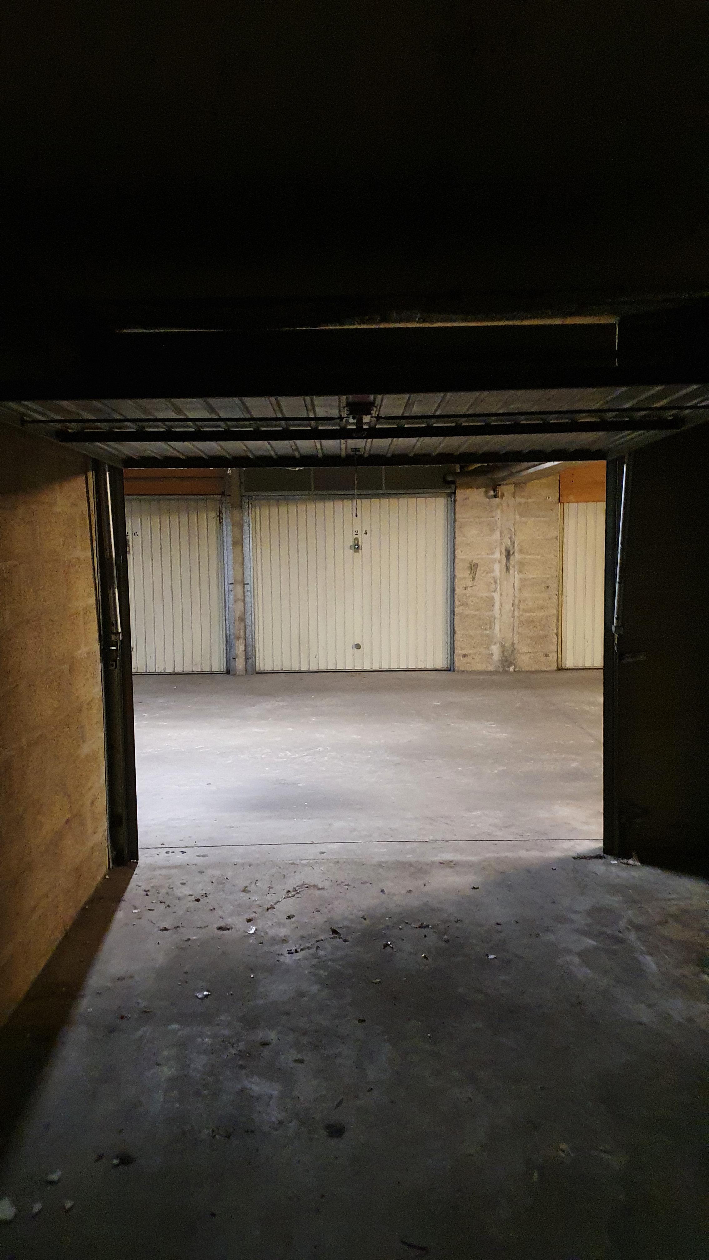 Garage en sous-sol sécurisé