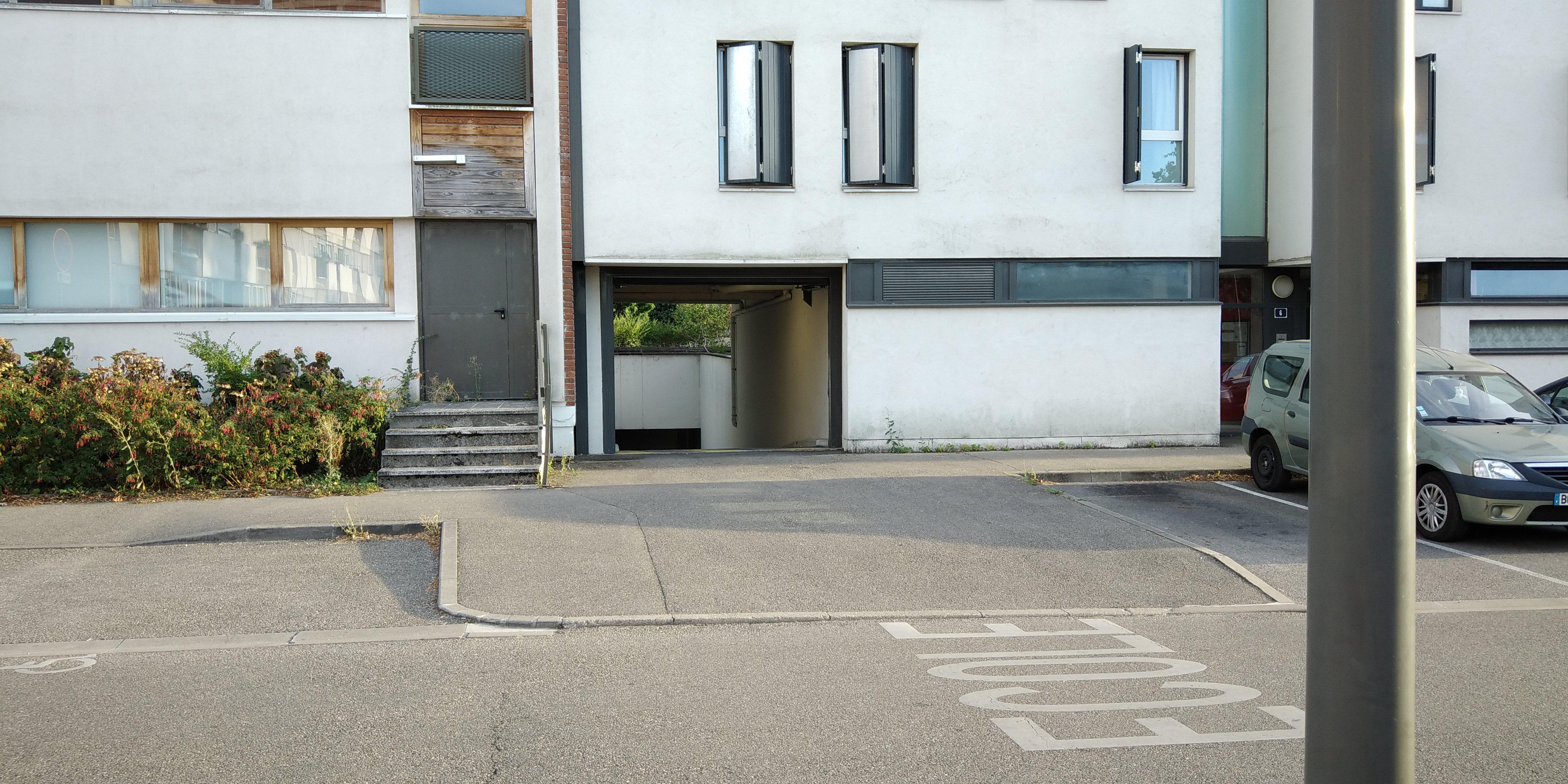 Garage double / Bourg-en-Bresse / Cimetière