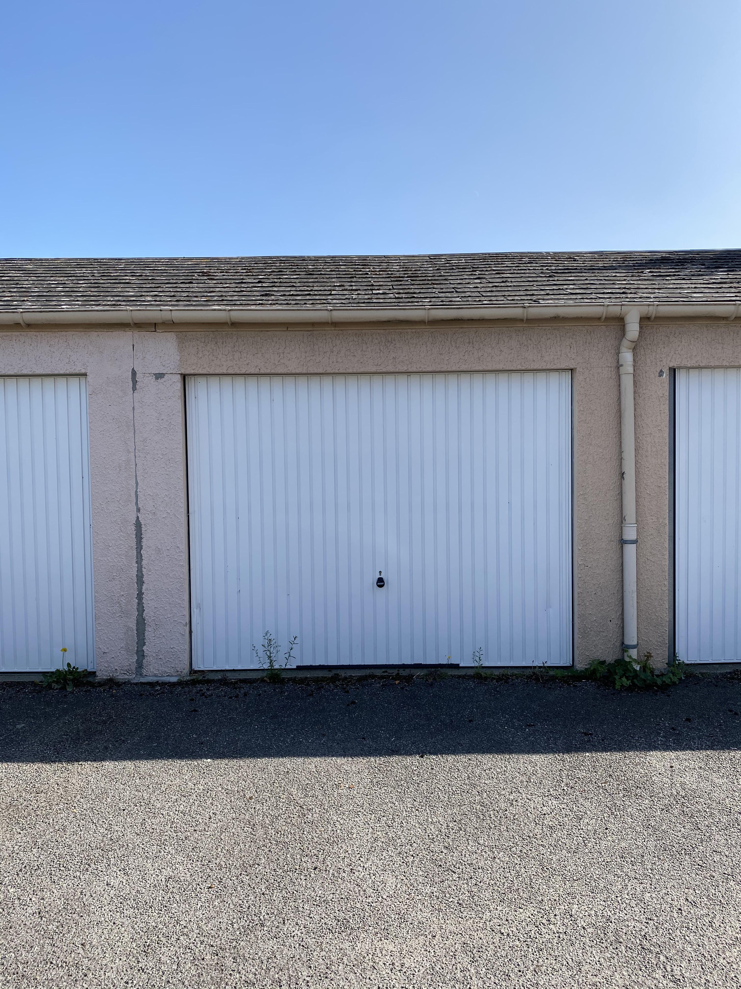 Box fermé / Parking