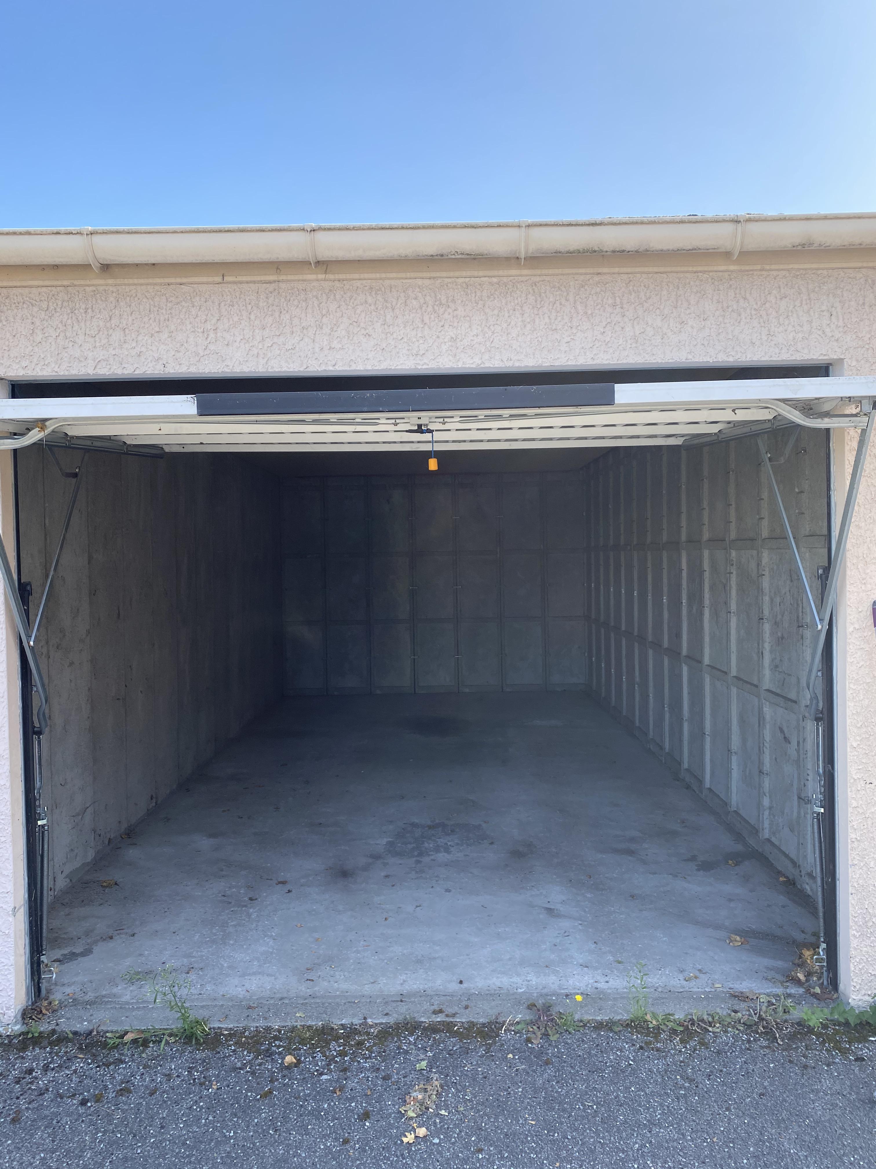 Box fermé / Parking