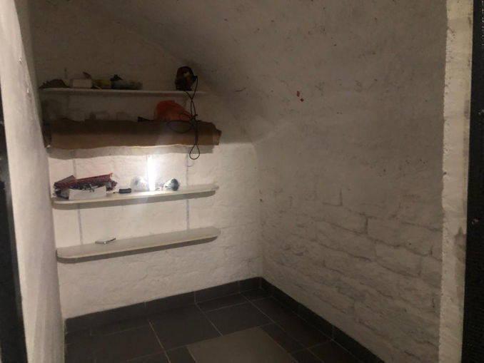 Cave de 8.8m2 à Paris