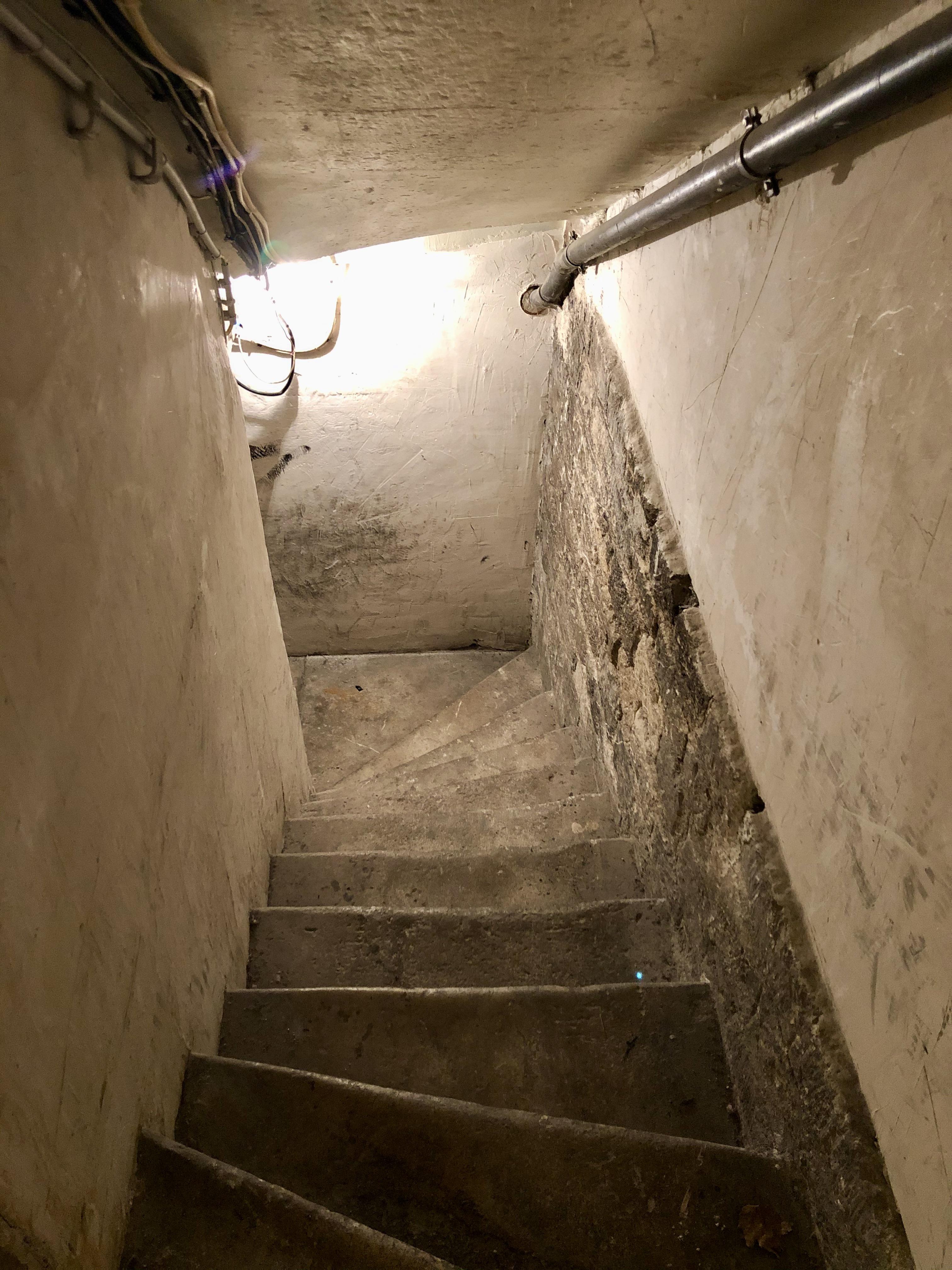 Location cave saine et sécurisée de 6 m²