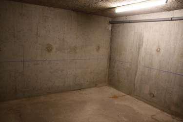 Cave saine stockage / garde meubles