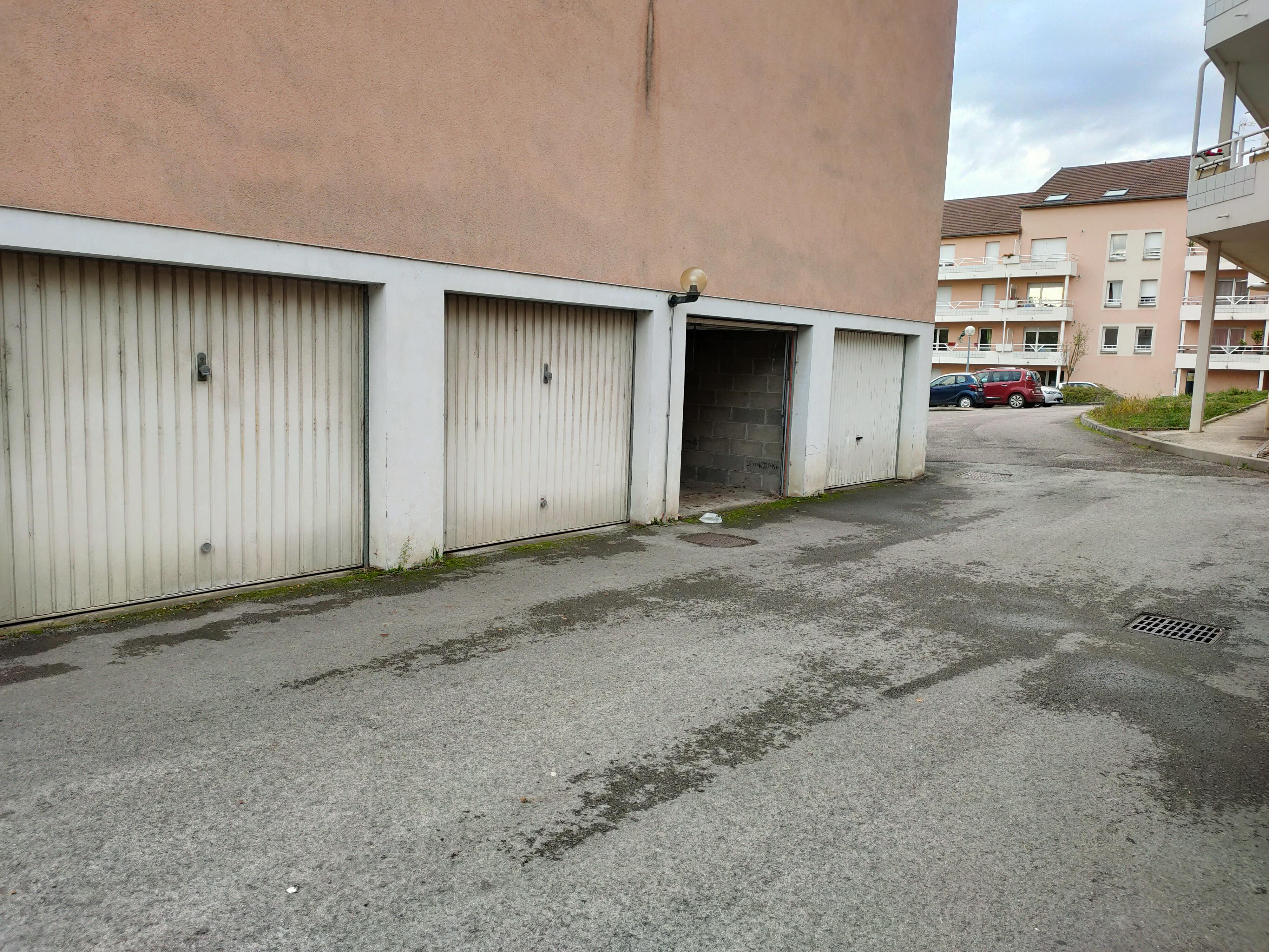 Garage à la location sur Vesoul