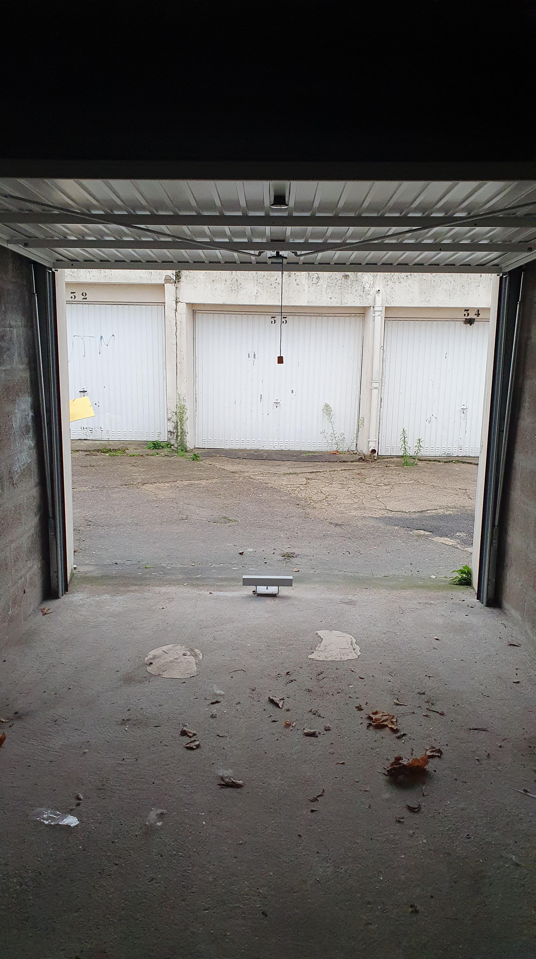 Garage / Box / Garde-meubles
