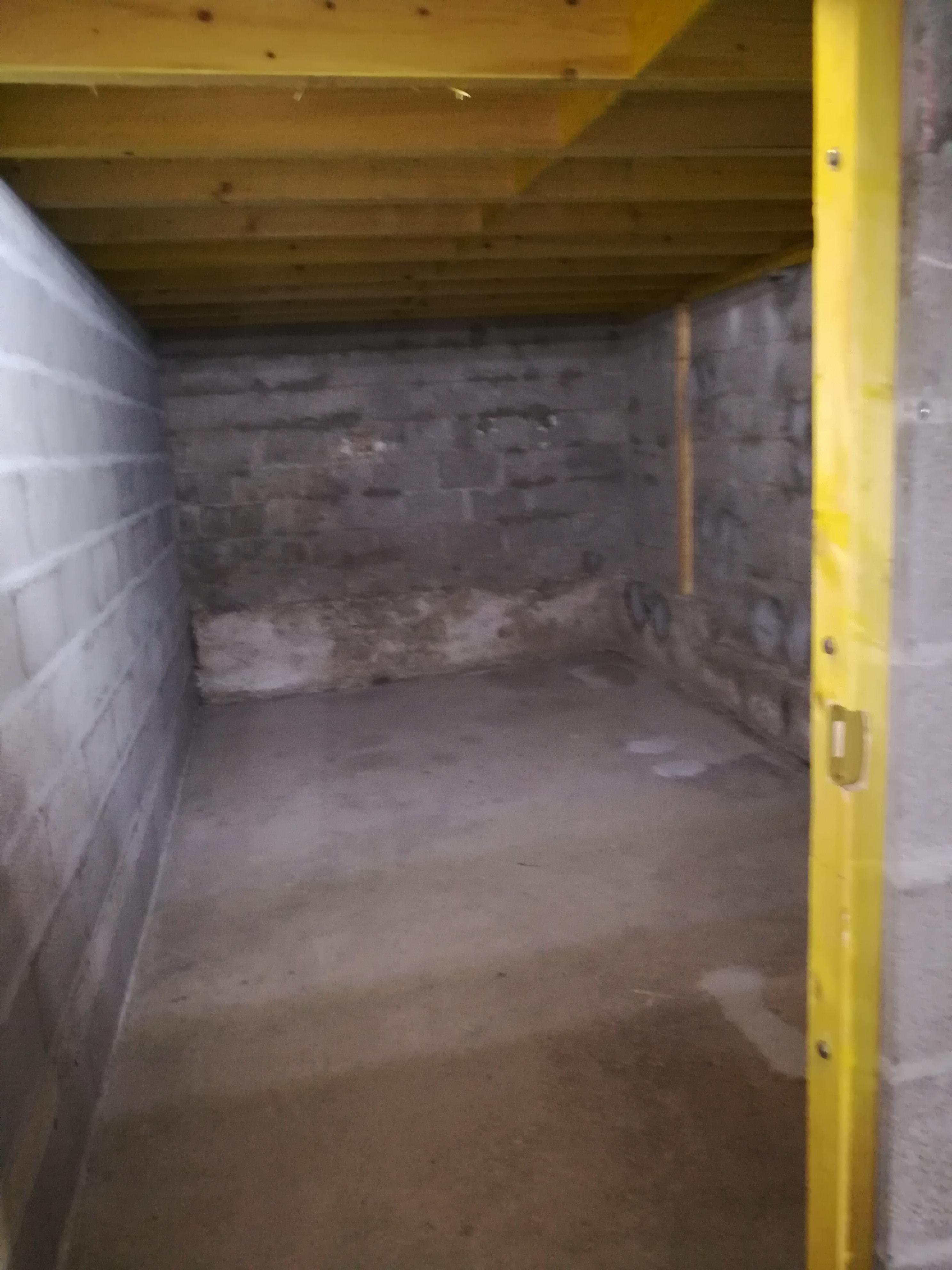 Box, stockage, garde-meuble 13m²