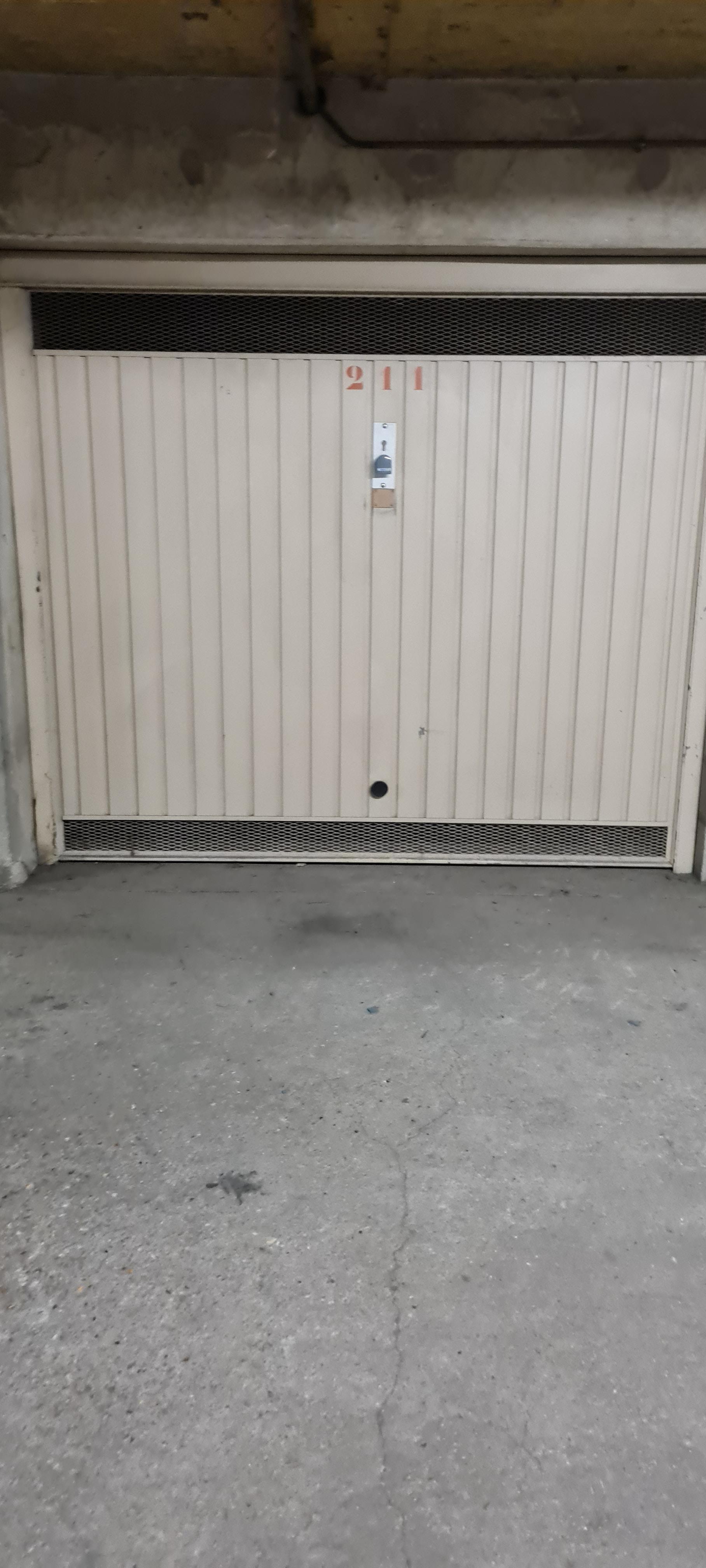 Box sécurisé Melun à louer sous-sol - KEY