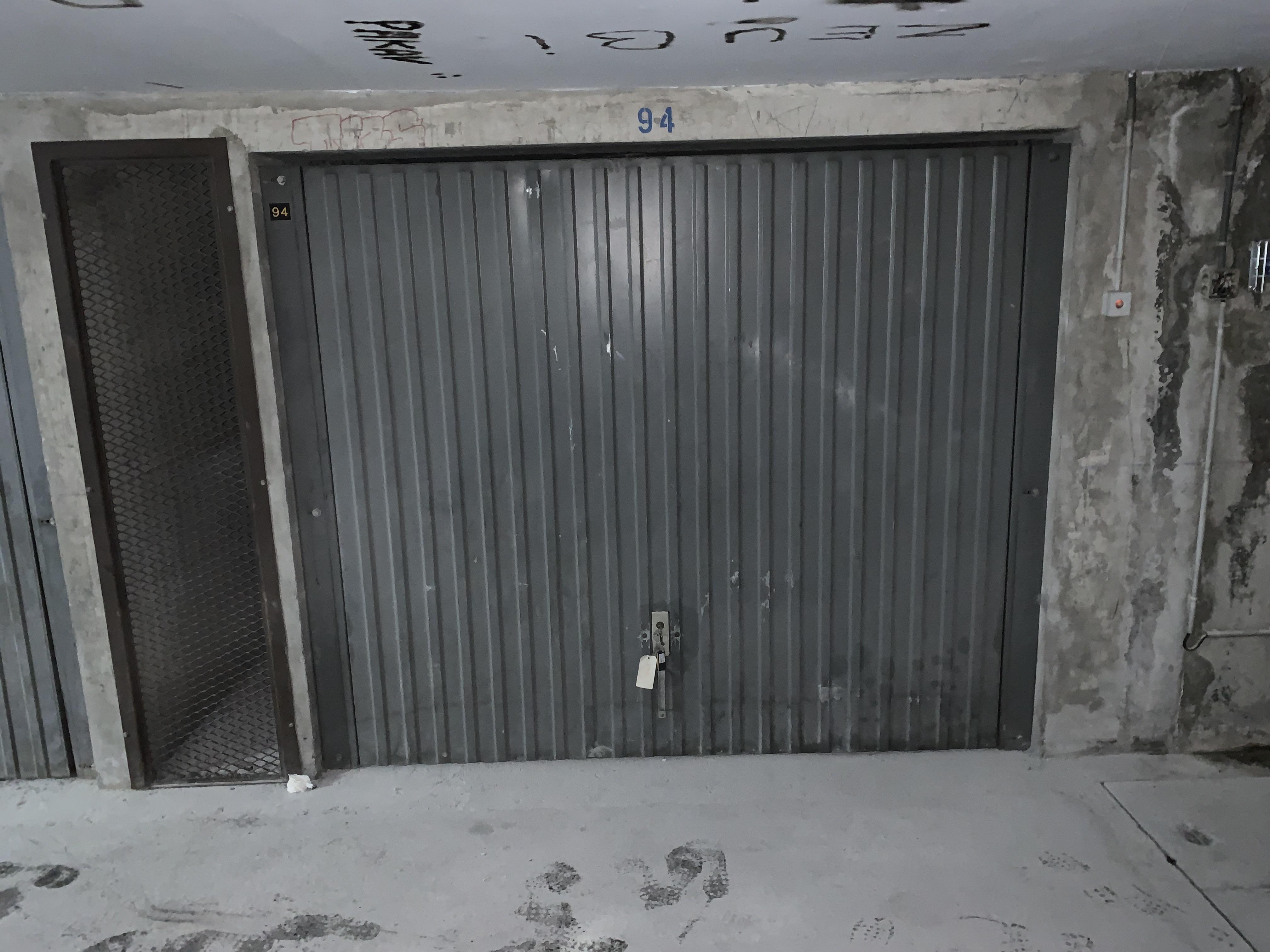 Garage de 12m² à Leysse