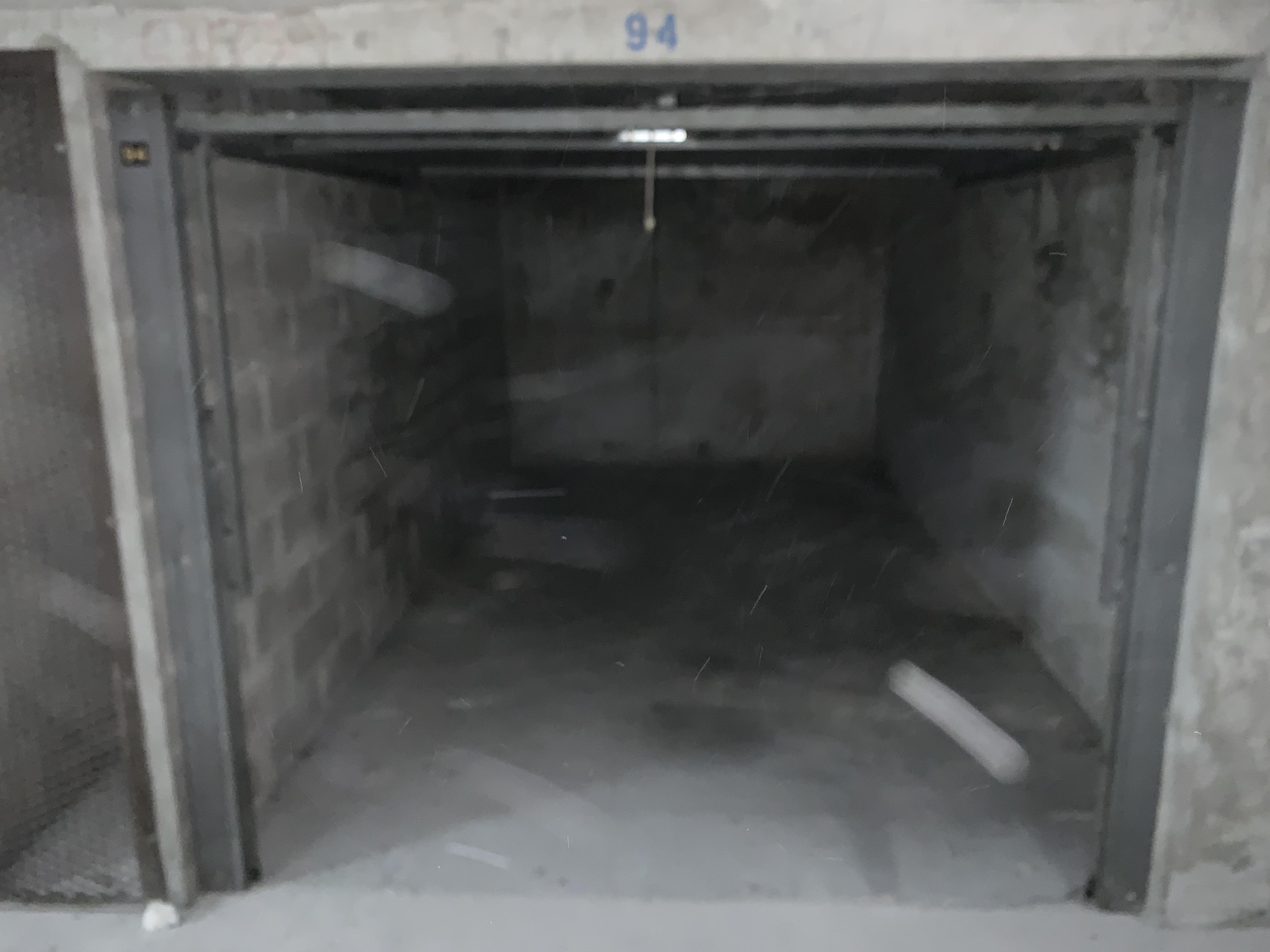 Garage de 12m² à Leysse