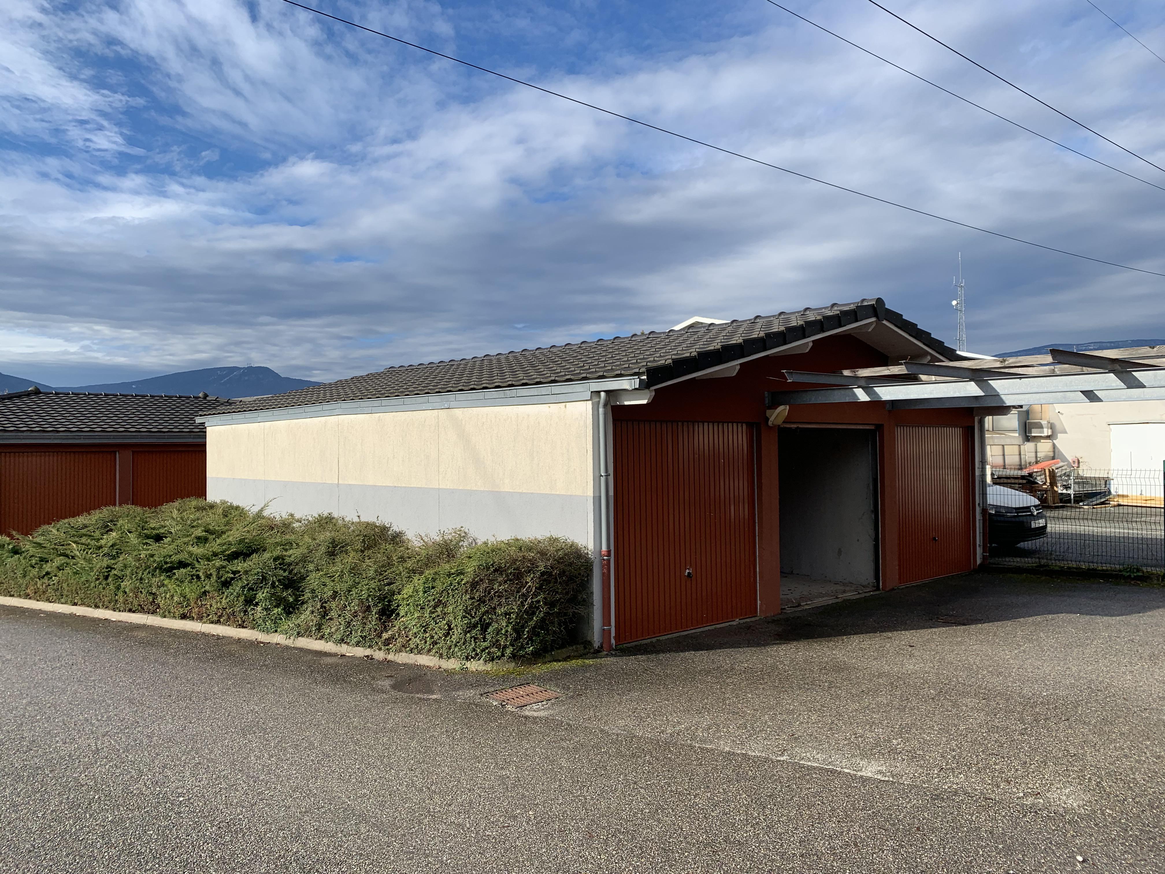 Location garage / Leysse