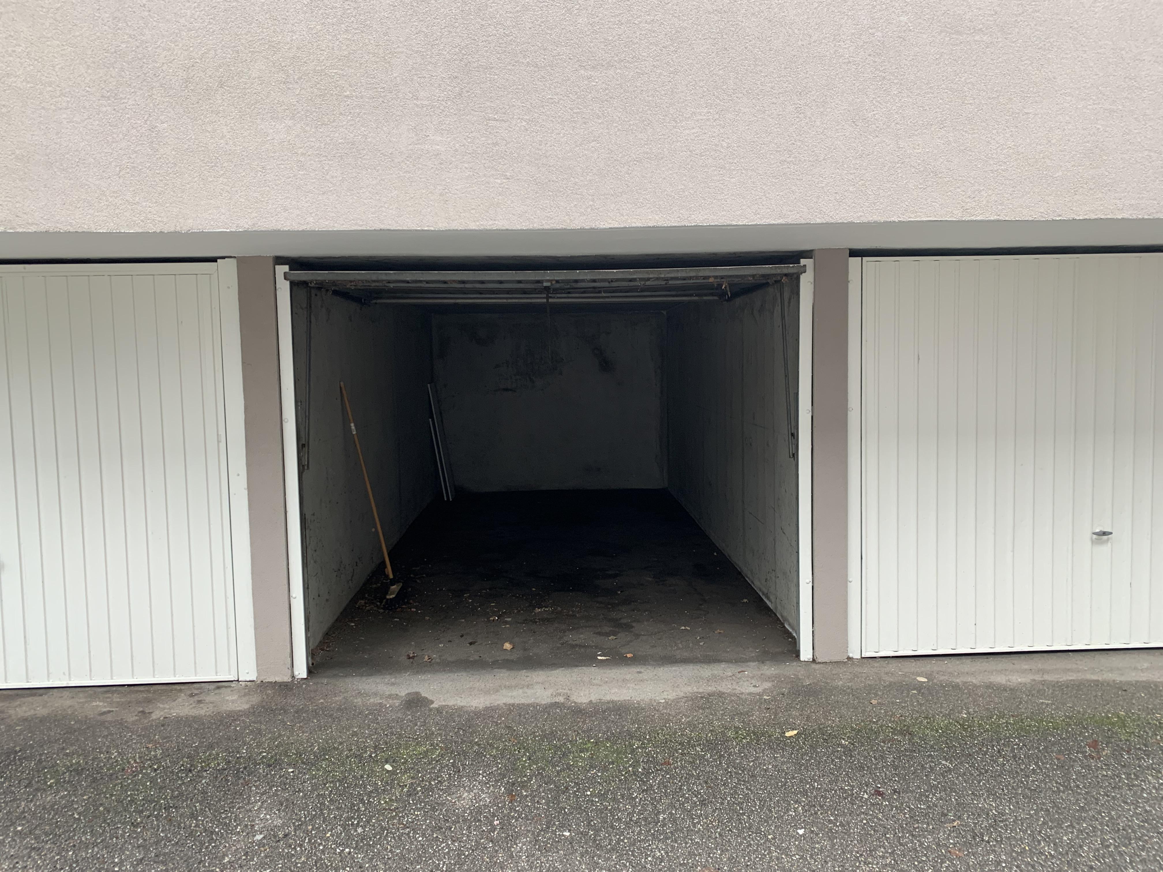 Garage fermé
