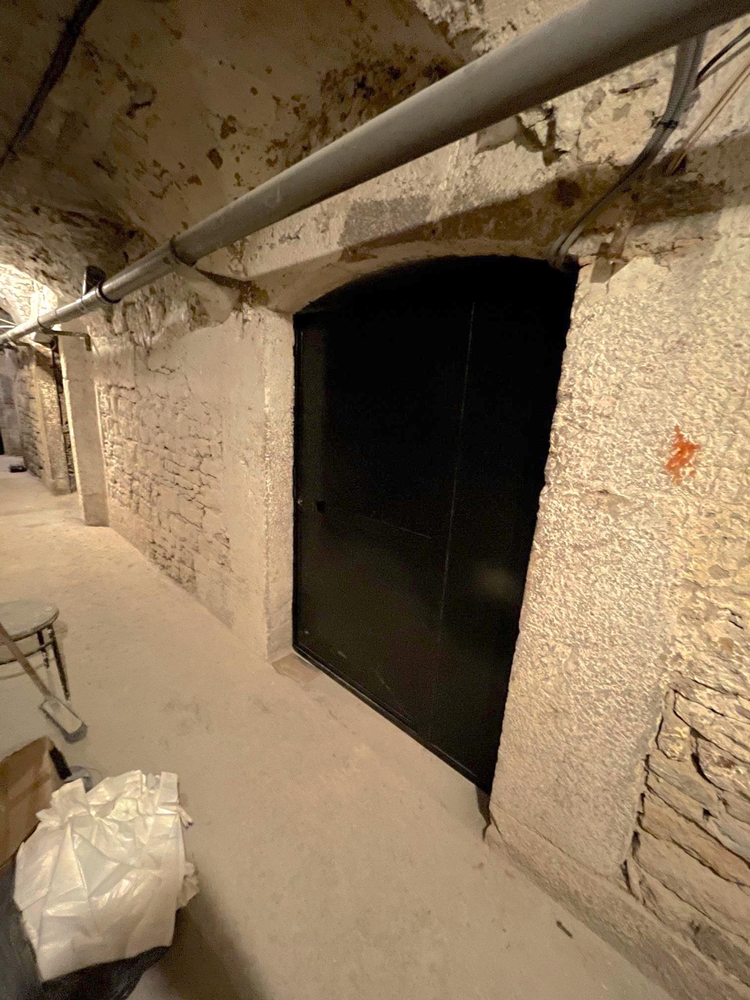Cave sécurisée Lyon 1er proche mairie