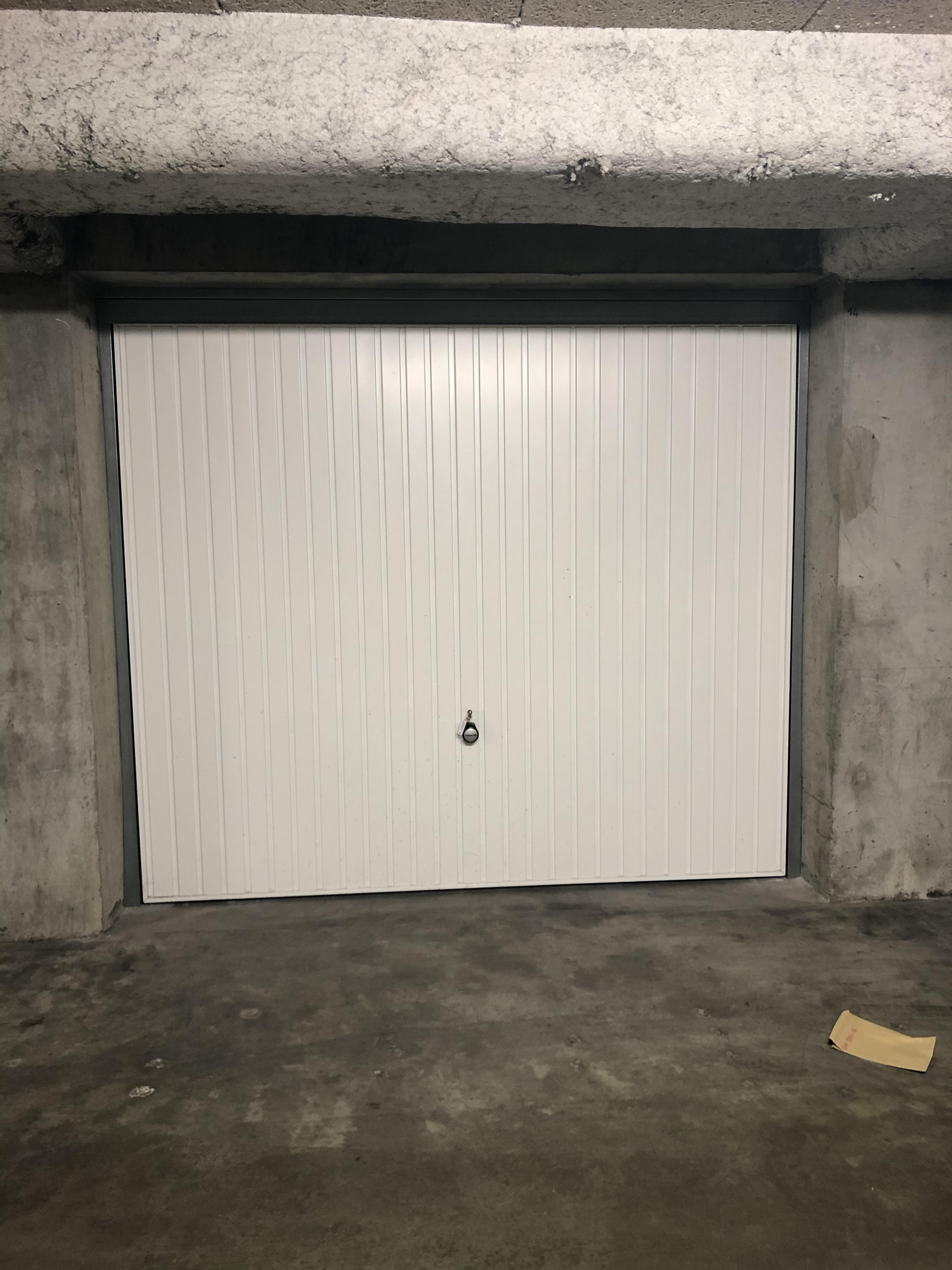 Location garage privé / Echirolles / Grenoble